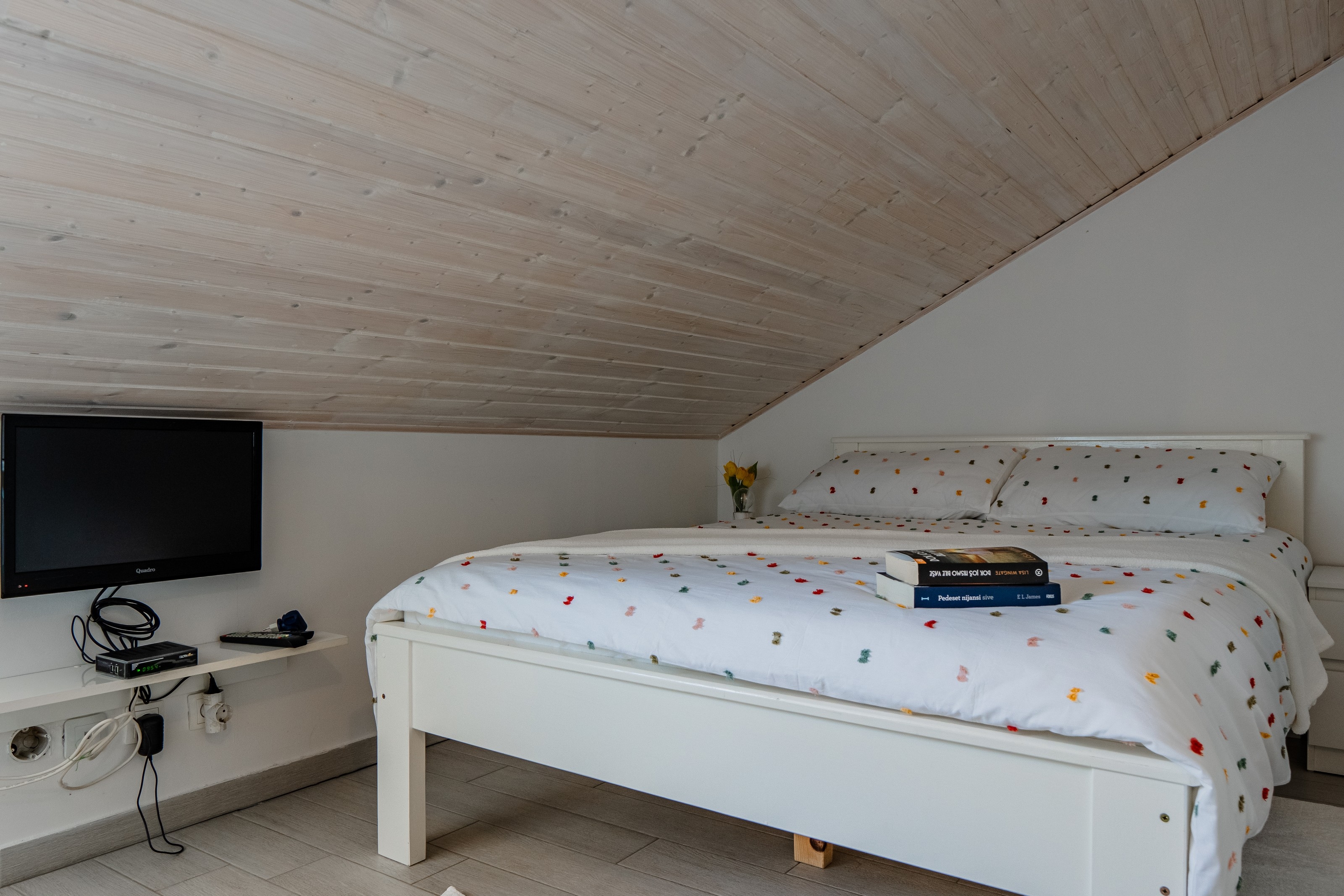 Studio flat with balcony Vir  AS-a