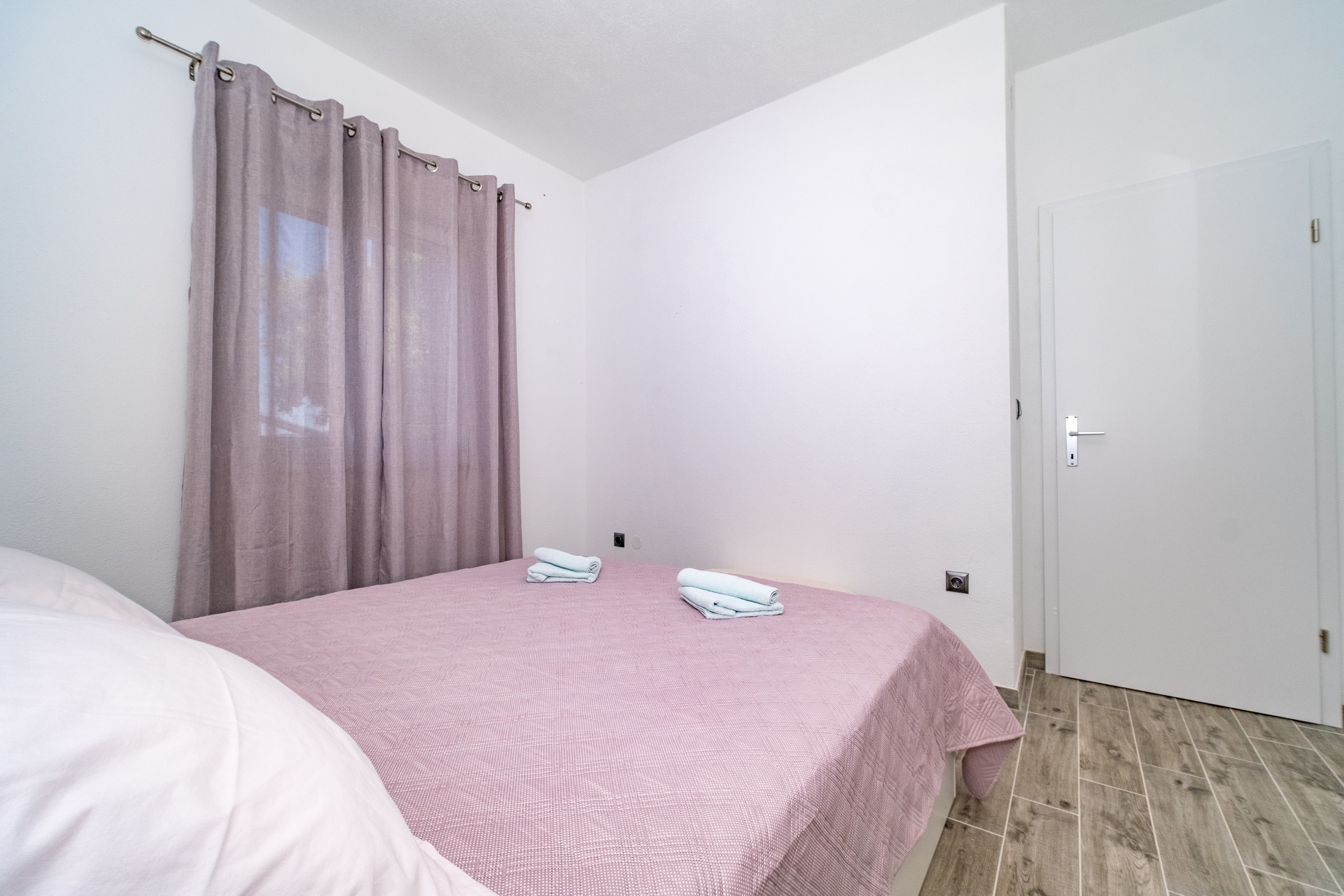 Two bedroom house with terrace Pučišća, Brač  K