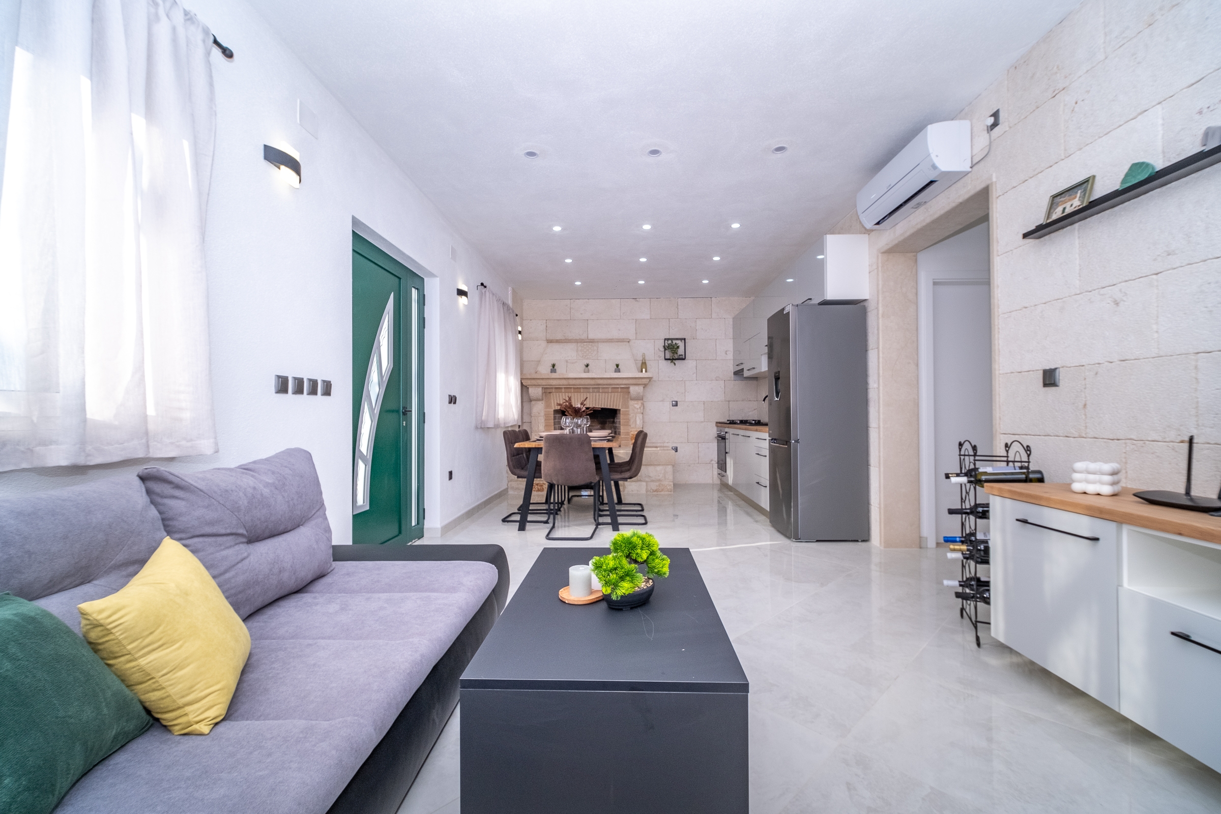 Two bedroom house with terrace Pučišća, Brač  K