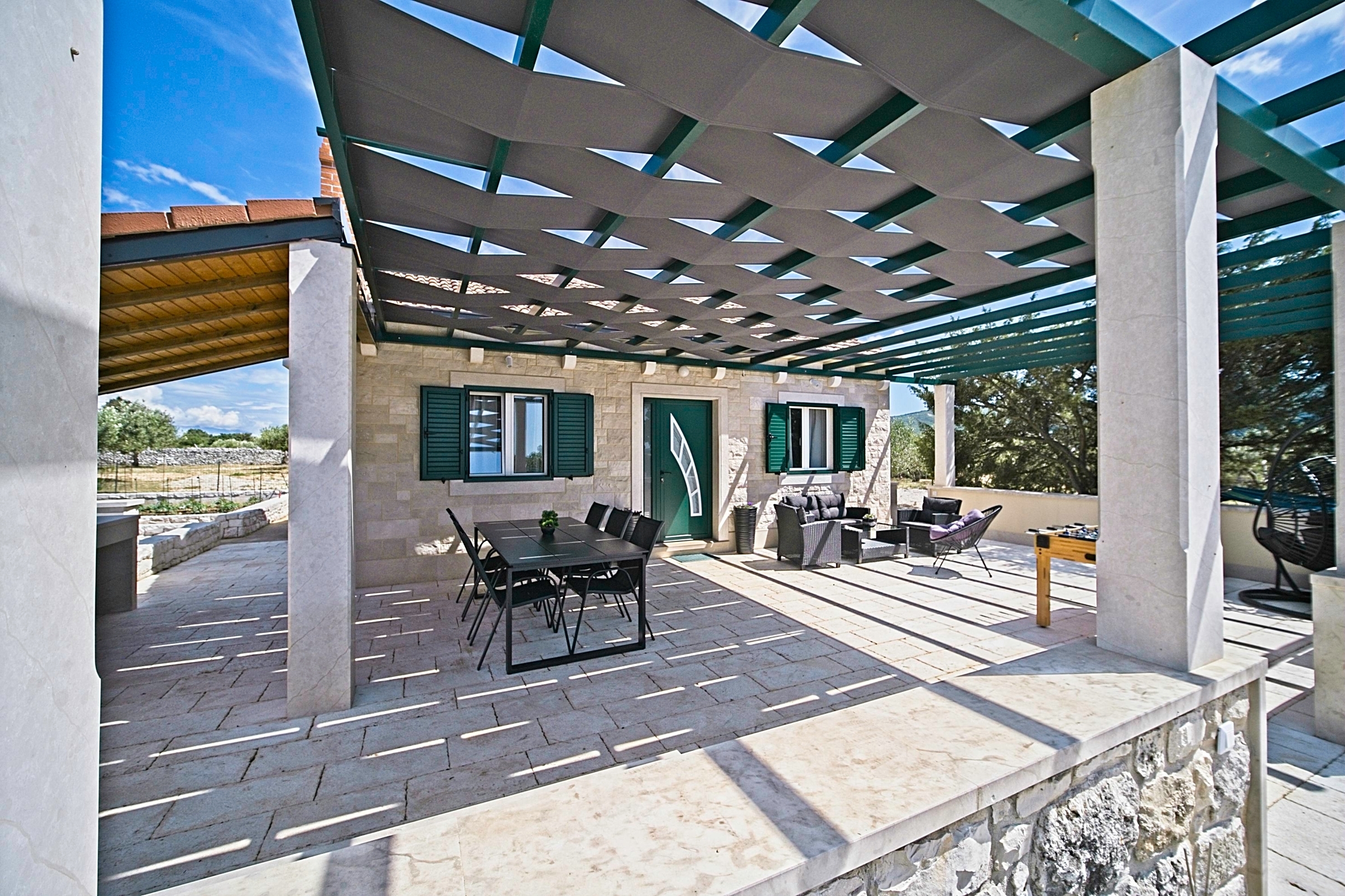 Two bedroom house with terrace Pučišća, Brač  K