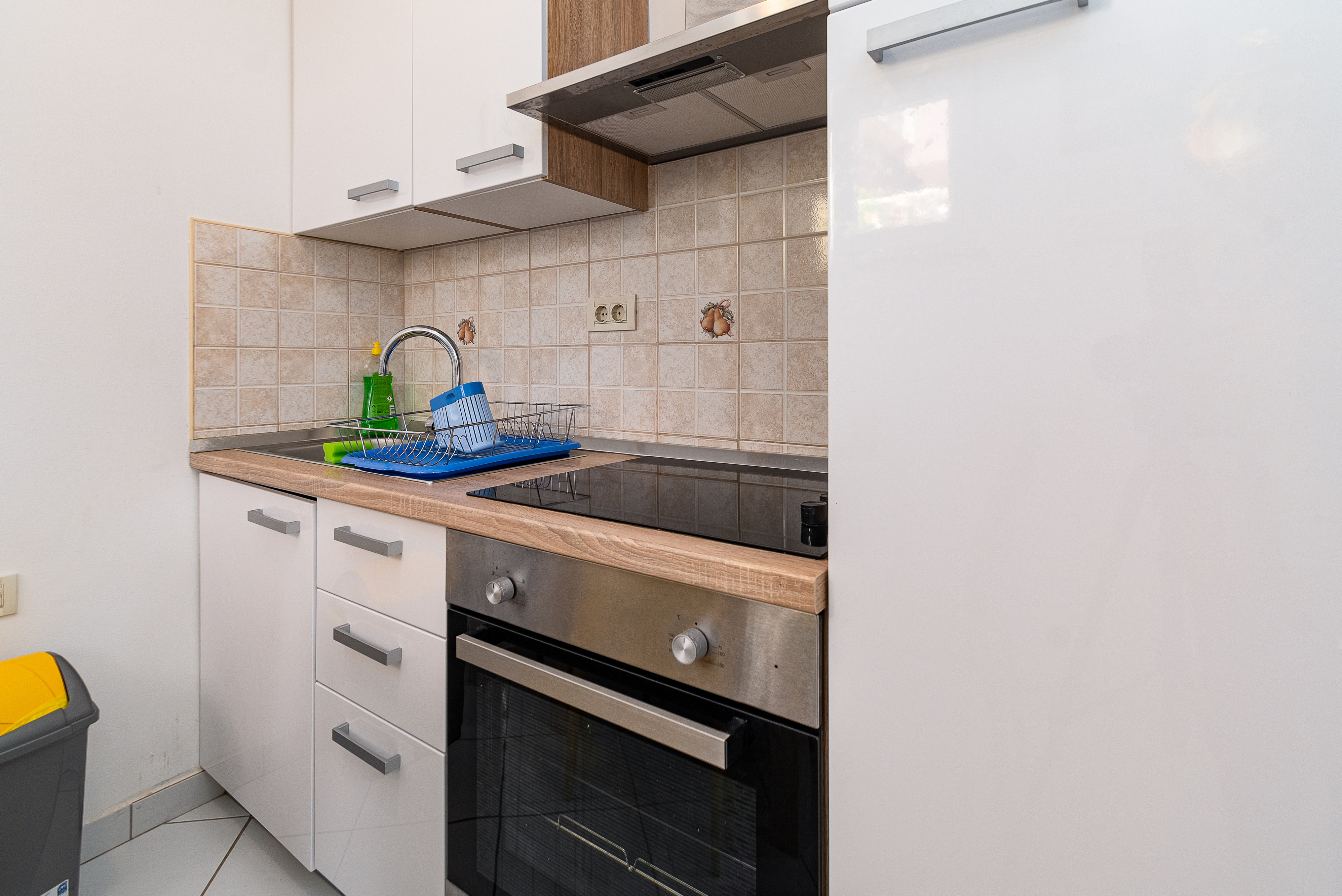 Studio flat with terrace Crikvenica  AS-a