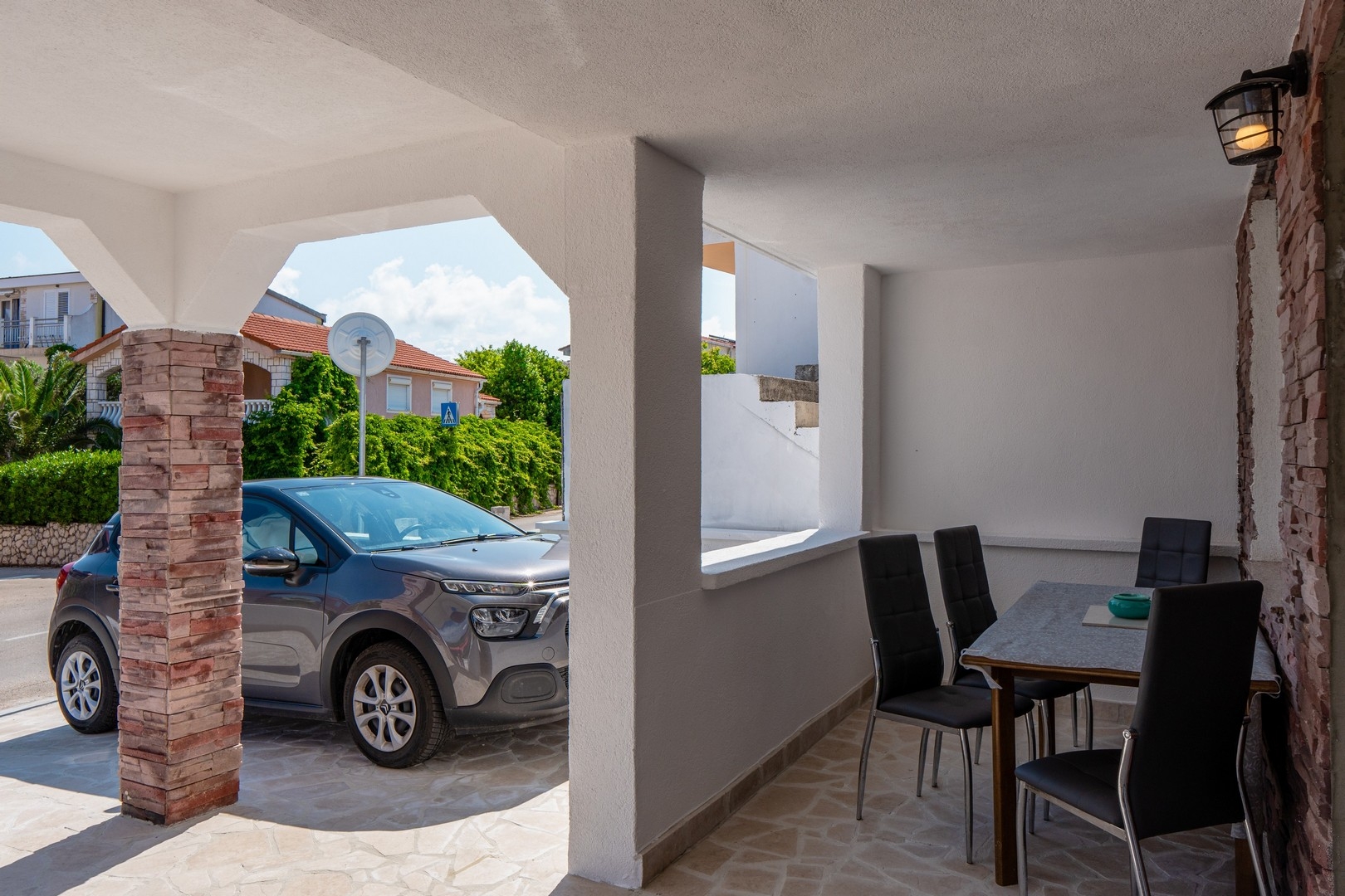 One bedroom apartment with terrace Vir  A-a