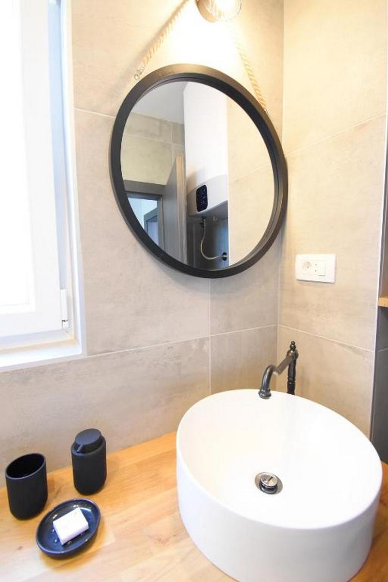 One bedroom apartment with terrace and sea view Podstrana, Split  A-a