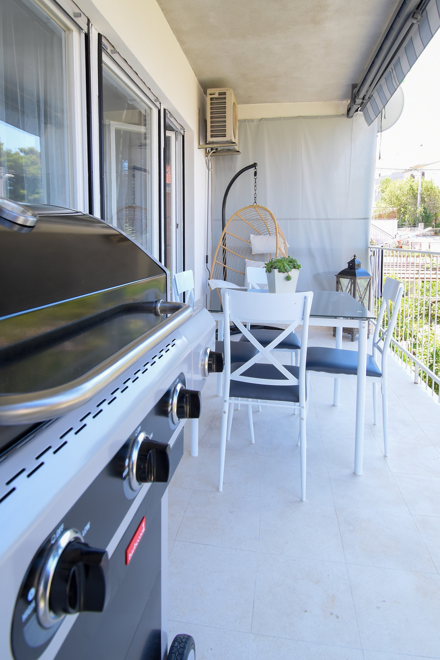 One bedroom apartment with terrace and sea view Podstrana, Split  A-a