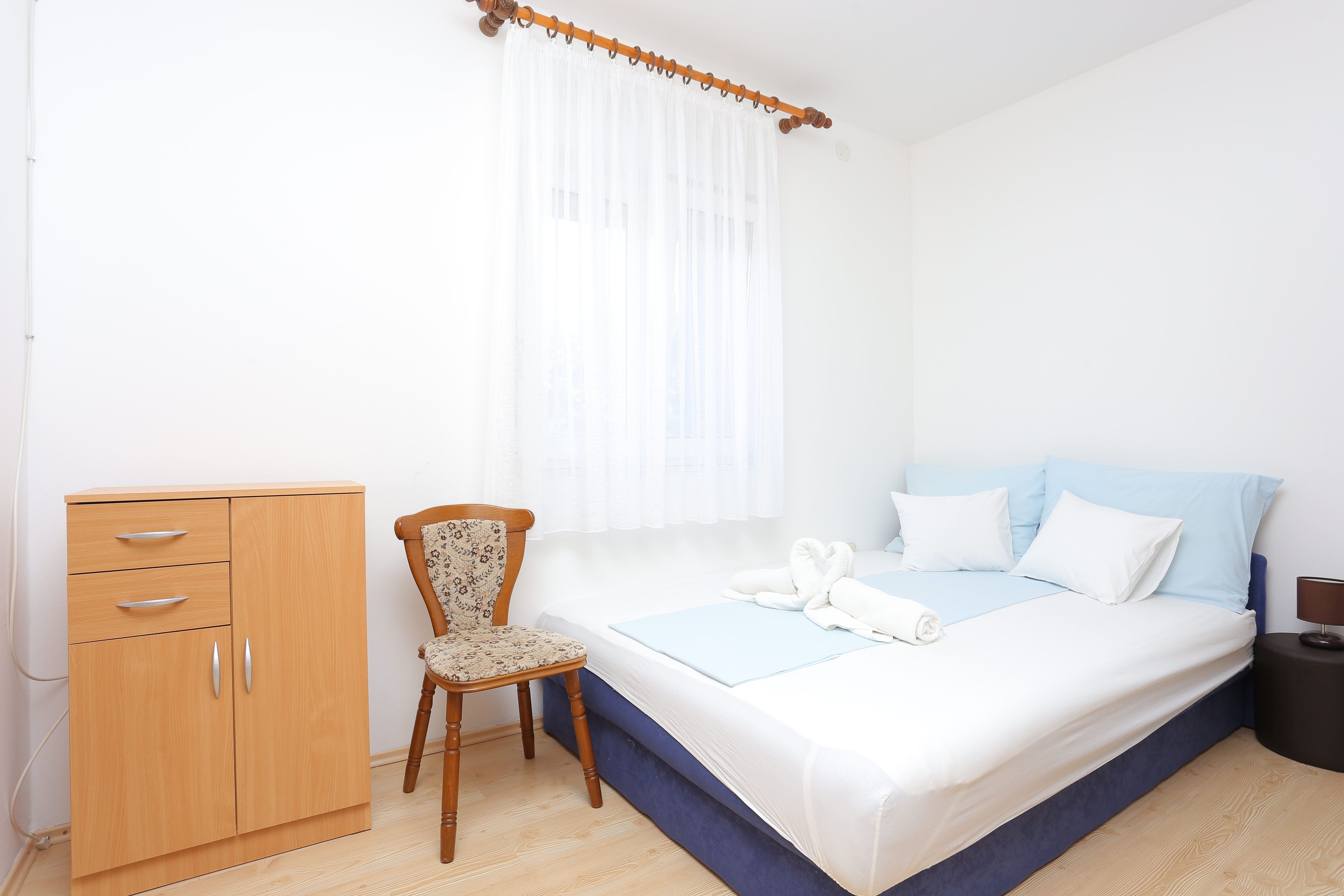 Three bedroom house with terrace and sea view Kaštel Štafilić, Kaštela  K