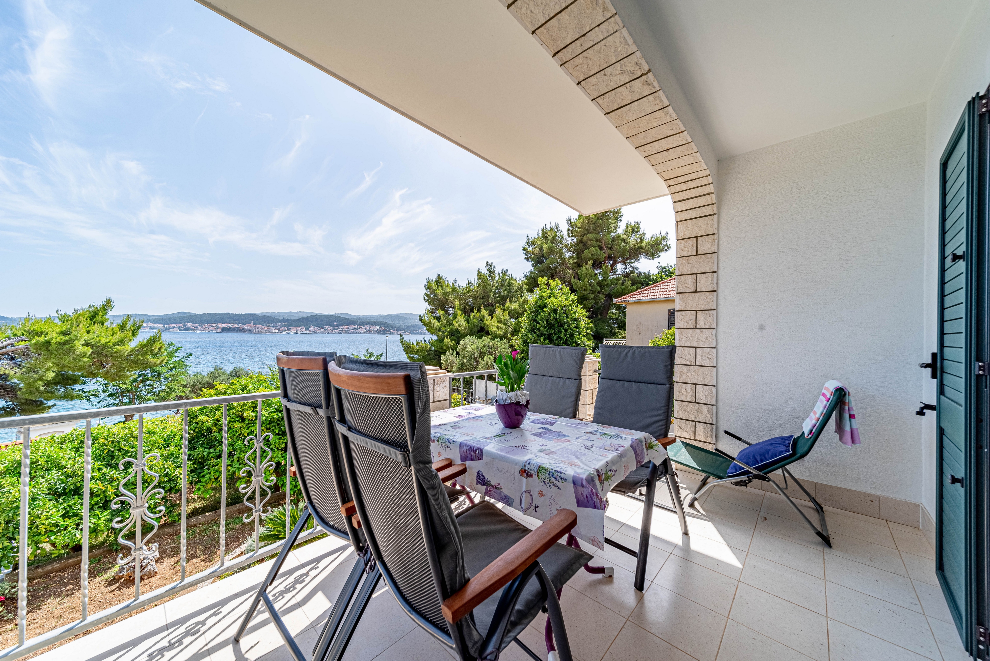 Two bedroom apartment near beach Kučište - Perna, Pelješac (A-21507-b)