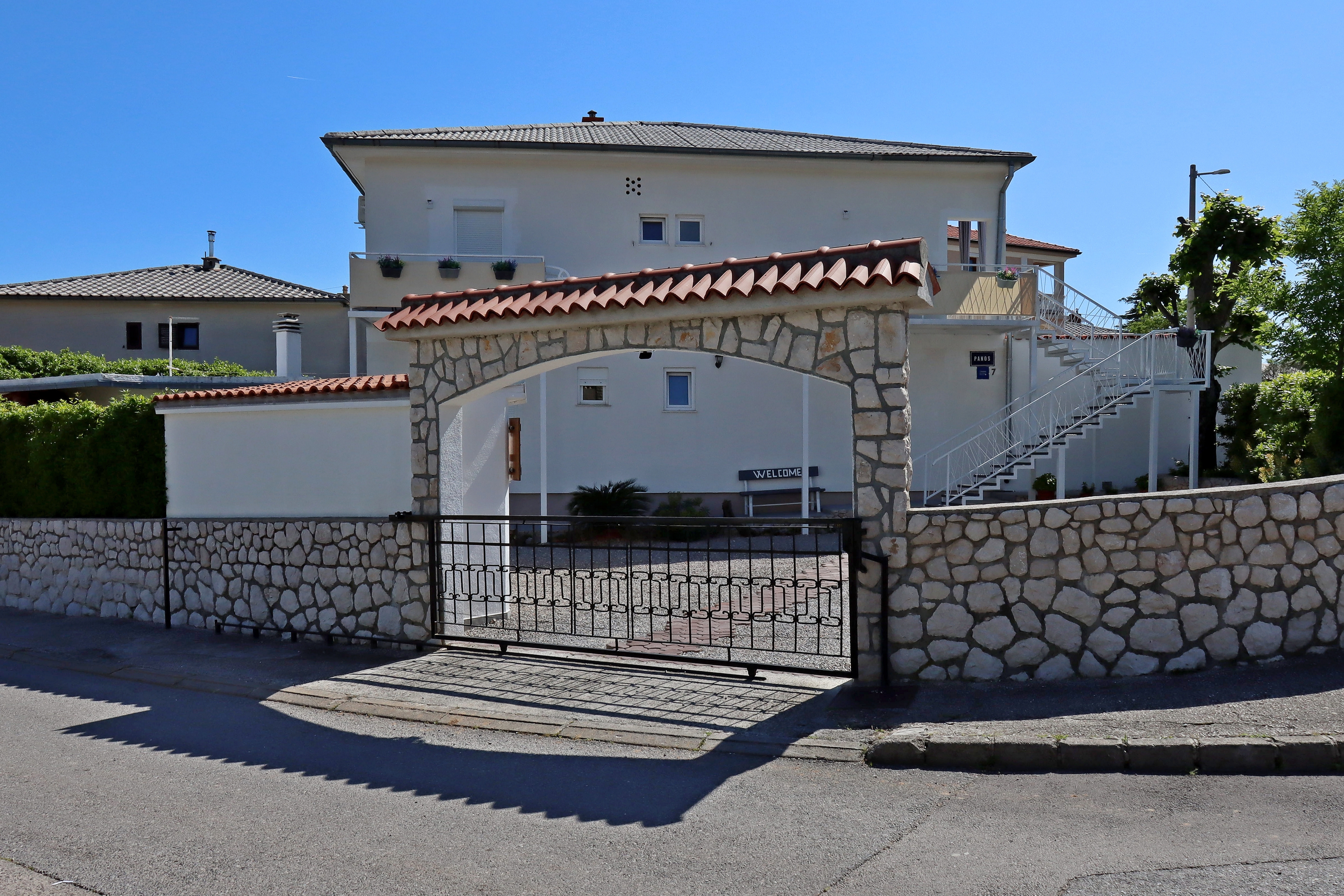 Soba s balkonom Novi Vinodolski  S-a