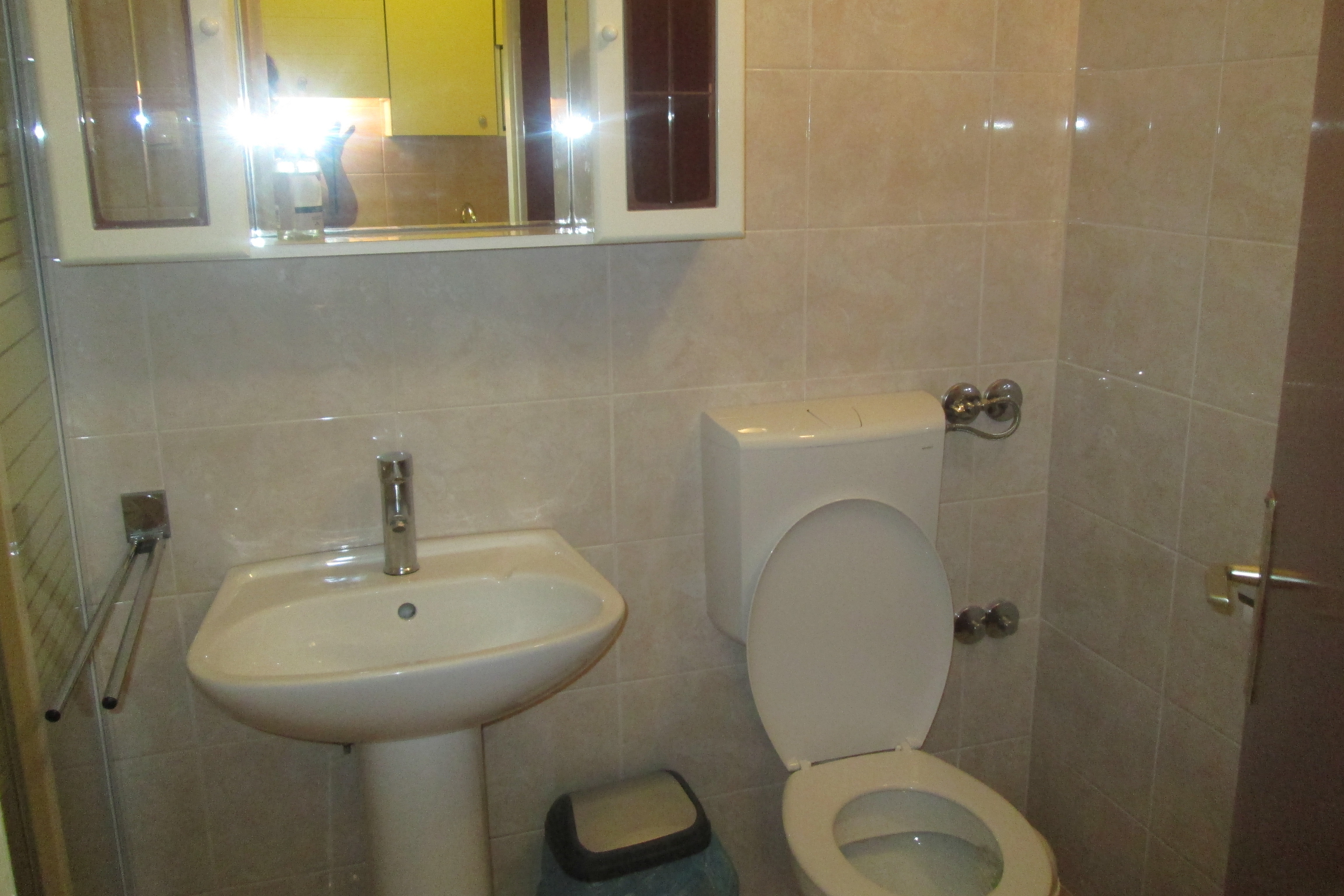Dvosobni apartman s klimom Vir  A-b