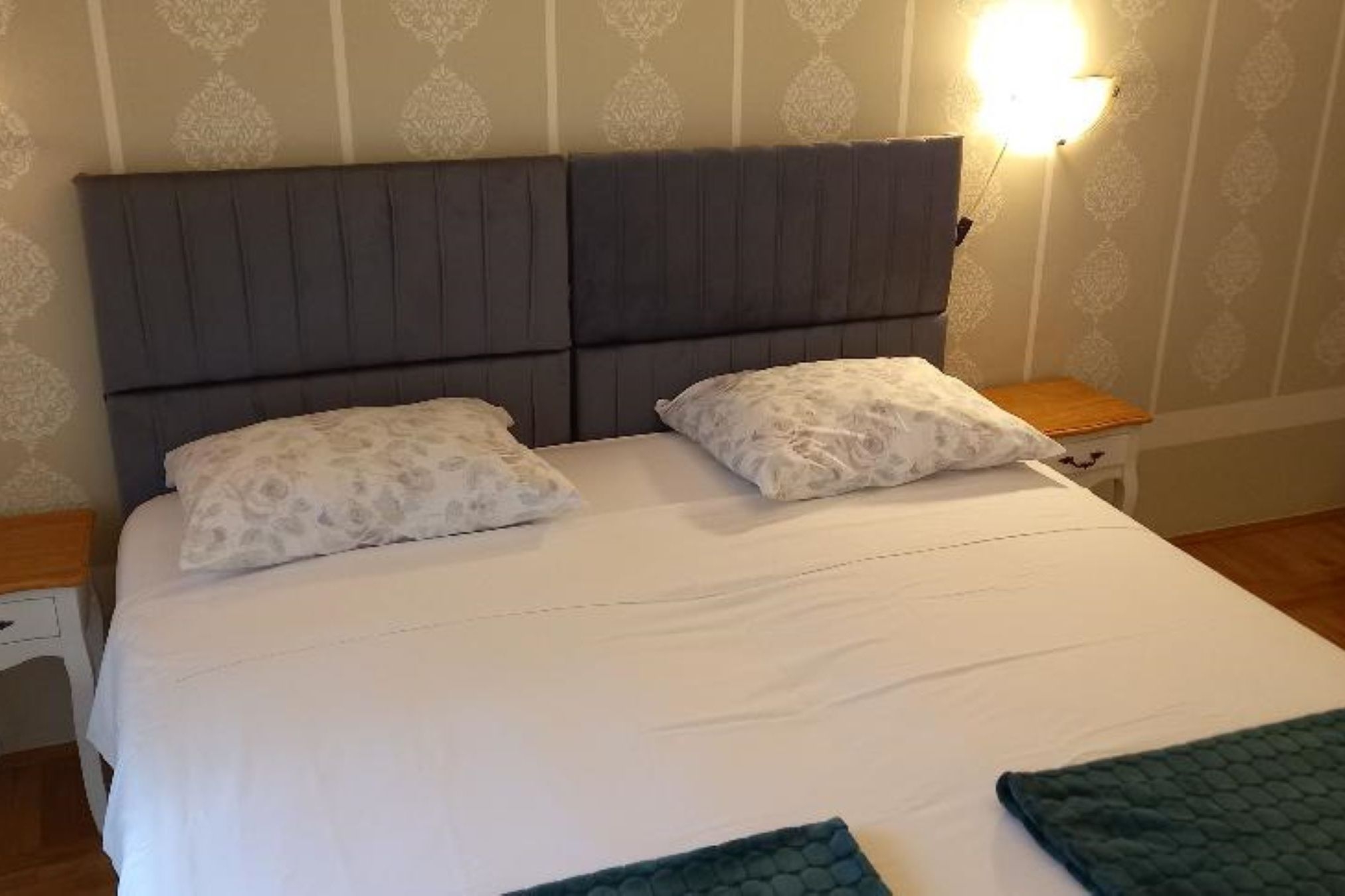 Dvosobni apartman s klimom Vir  A-b