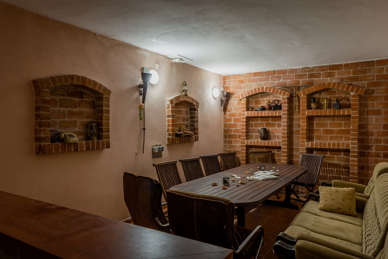 Comfortable and spacious house with terrace Vir  K