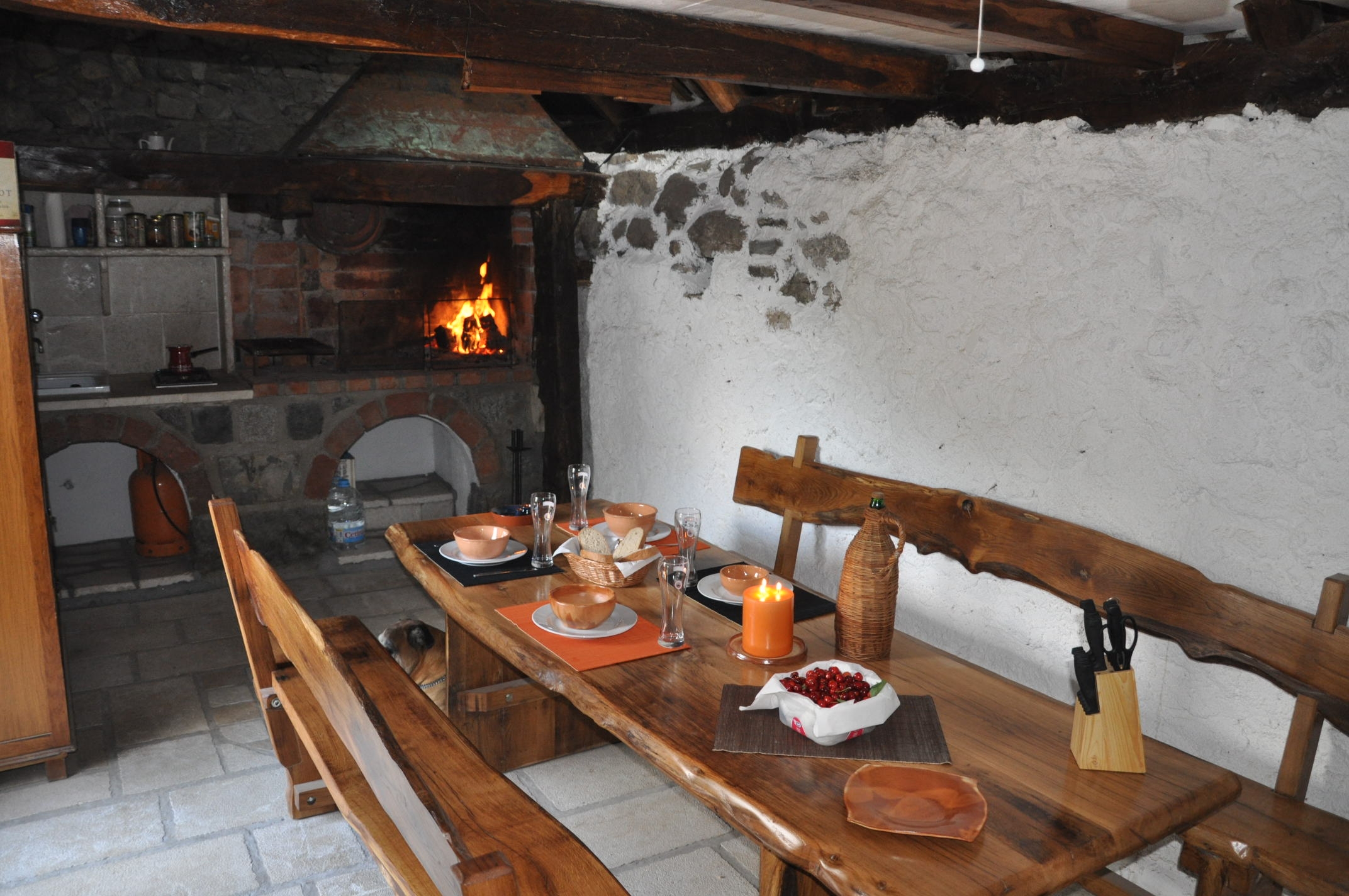 Two bedroom house (pet friendly) Štokić Pod, Velebit  K