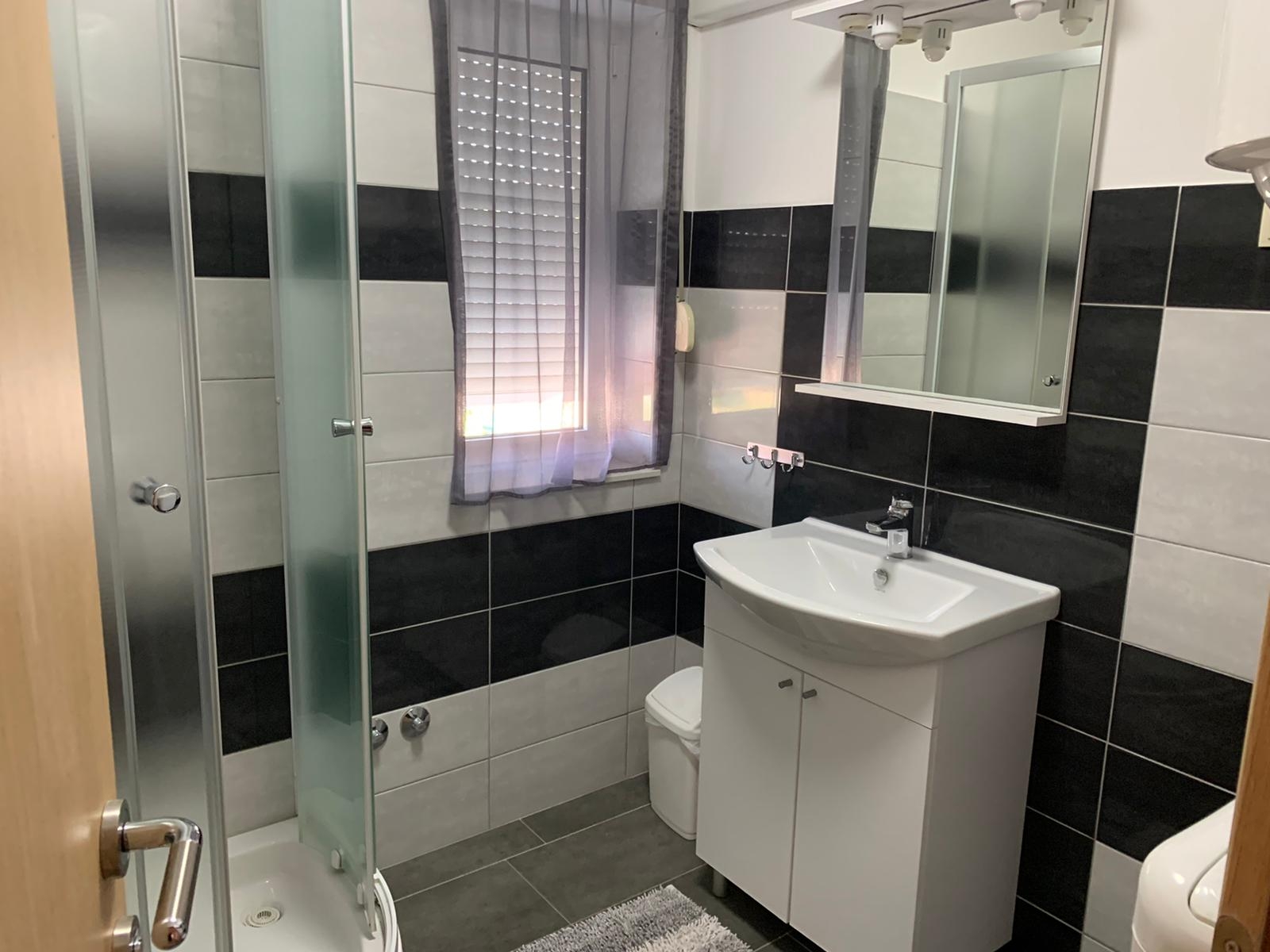 Two bedroom apartment with terrace and sea view Brodarica, Šibenik  A-a