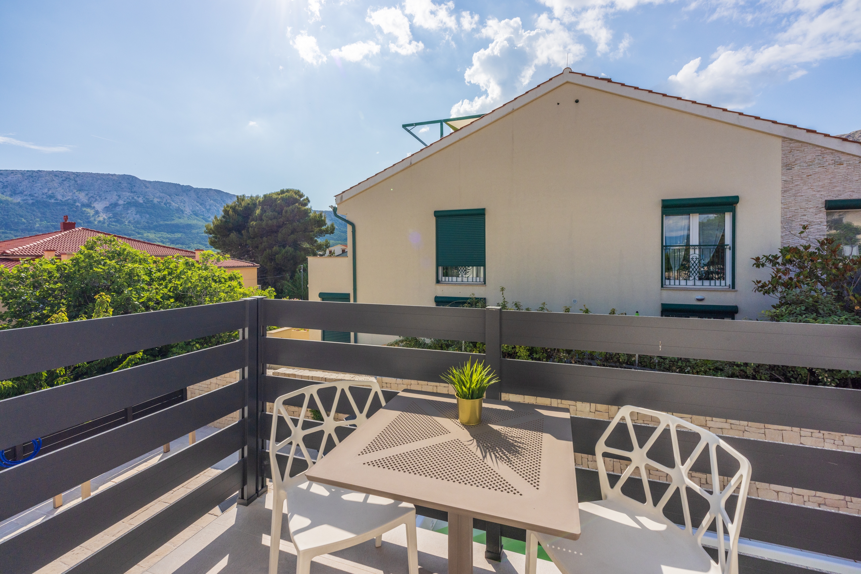 Four bedroom house with balcony and sea view Baška, Krk  K
