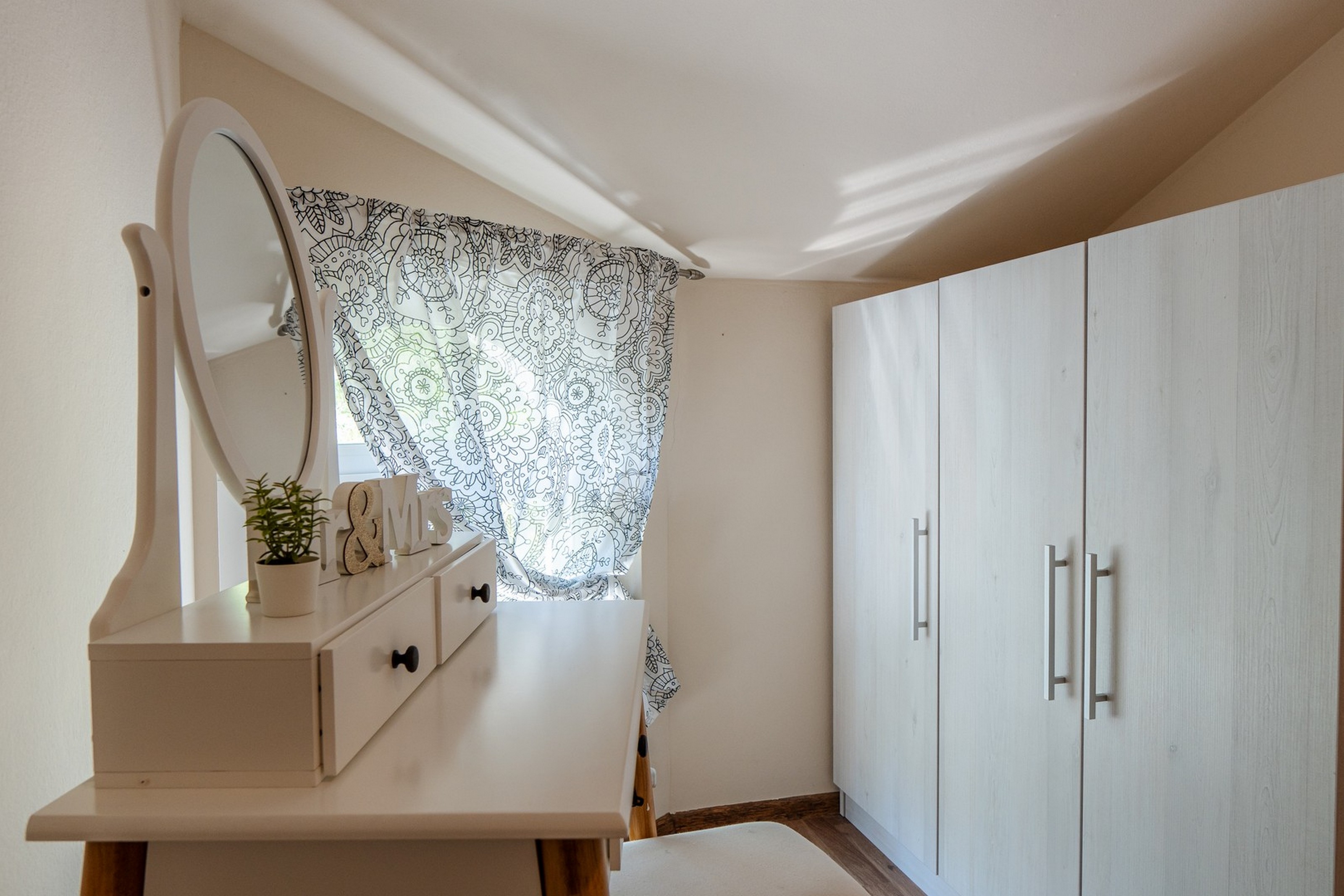 Three bedroom apartment with terrace and sea view Vir - Kozjak, Vir  A-c