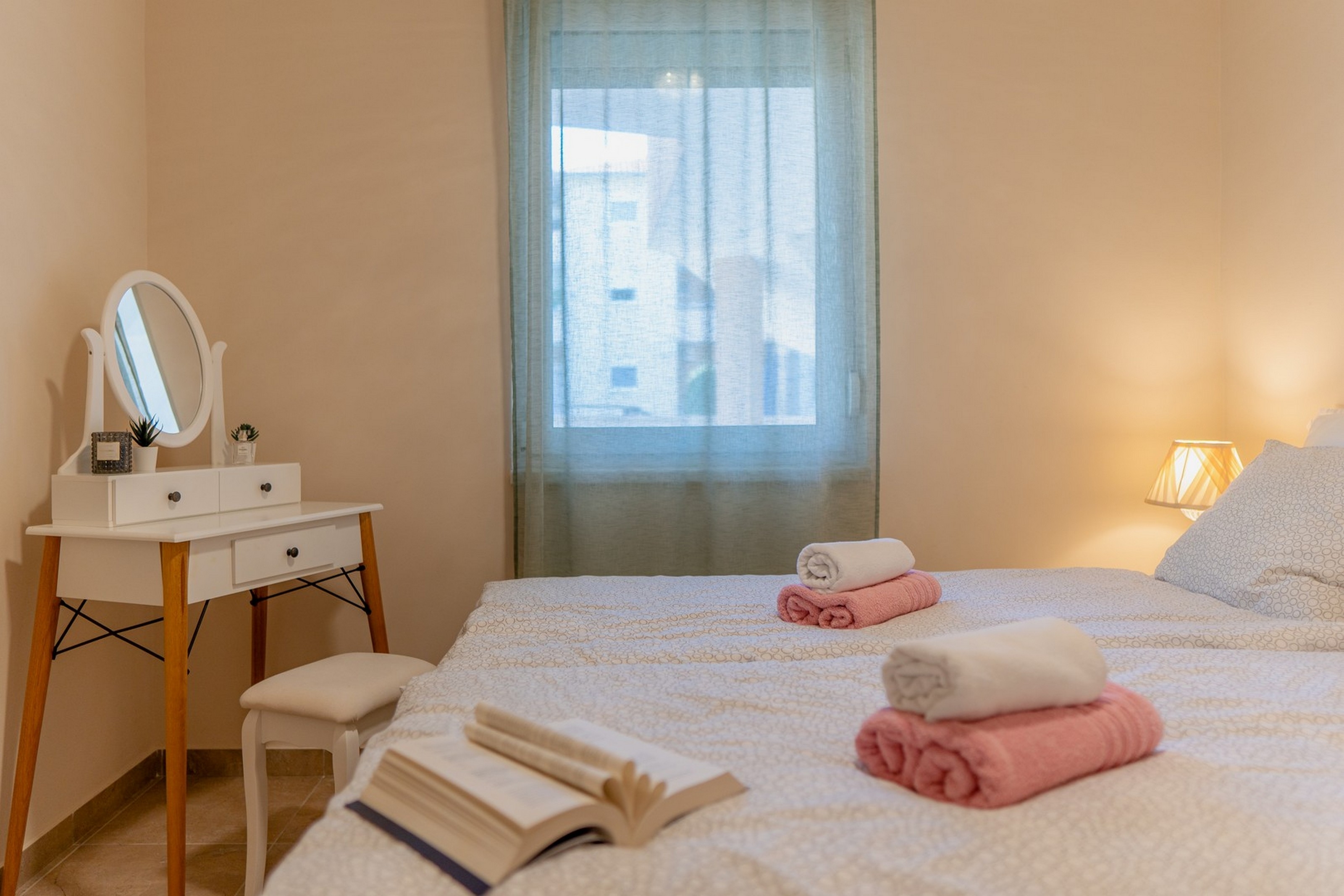 Two bedroom apartment with terrace and sea view Vir - Kozjak, Vir  A-d