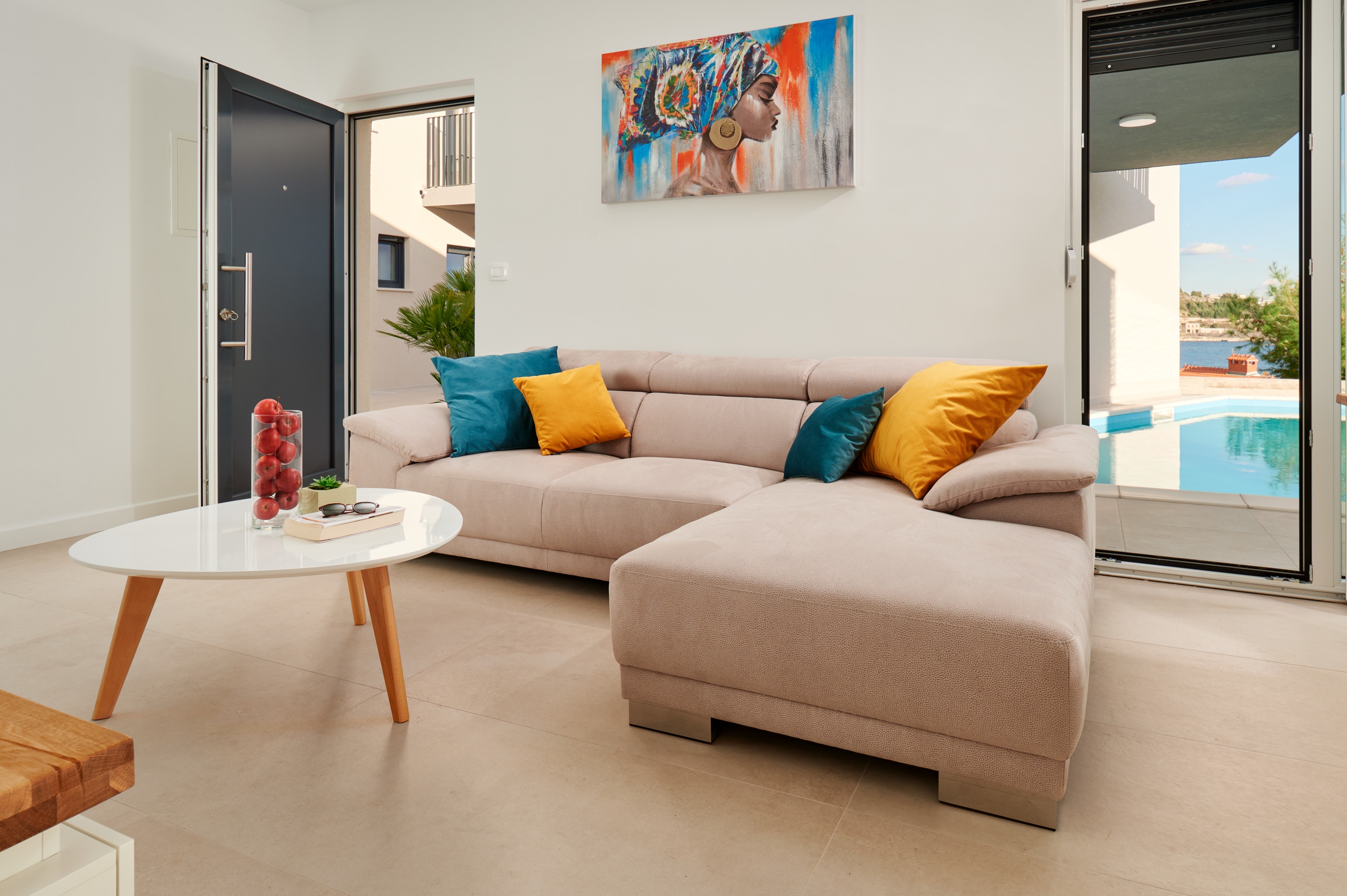 Comfortable and spacious house with terrace and sea view Mali Rat, Omiš (K-21548)