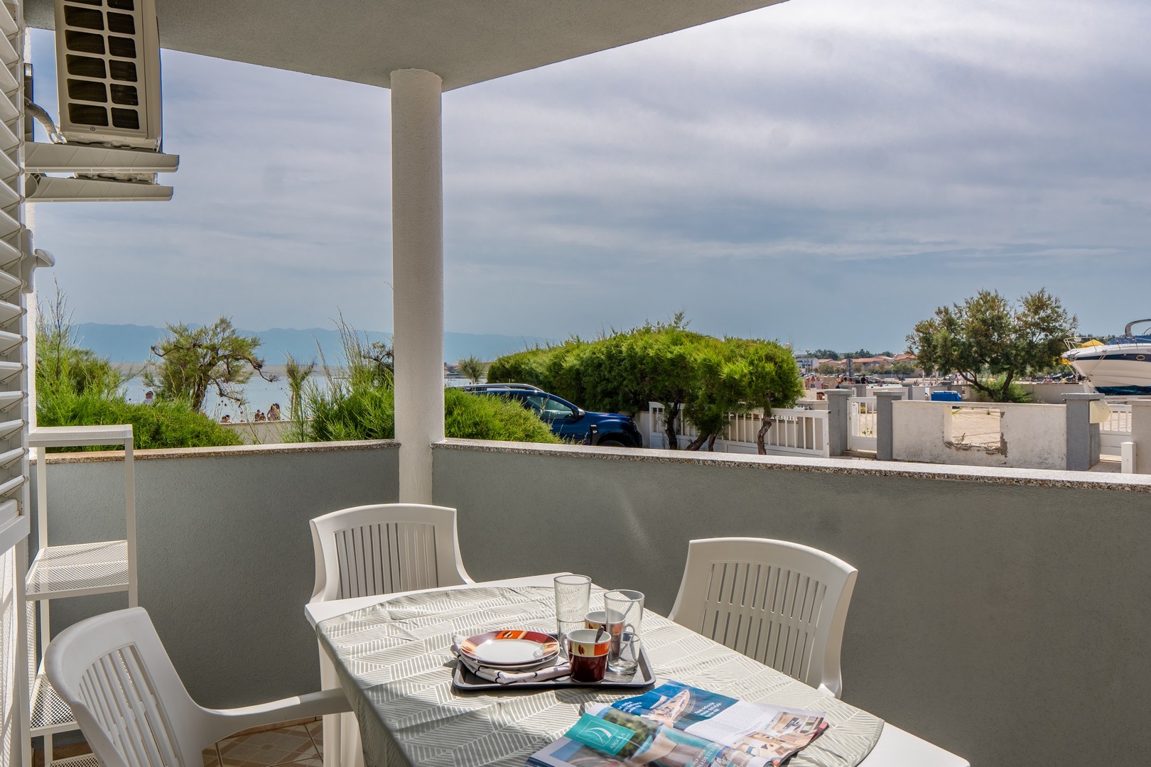 Two bedroom apartment with terrace and sea view Vir  A-a