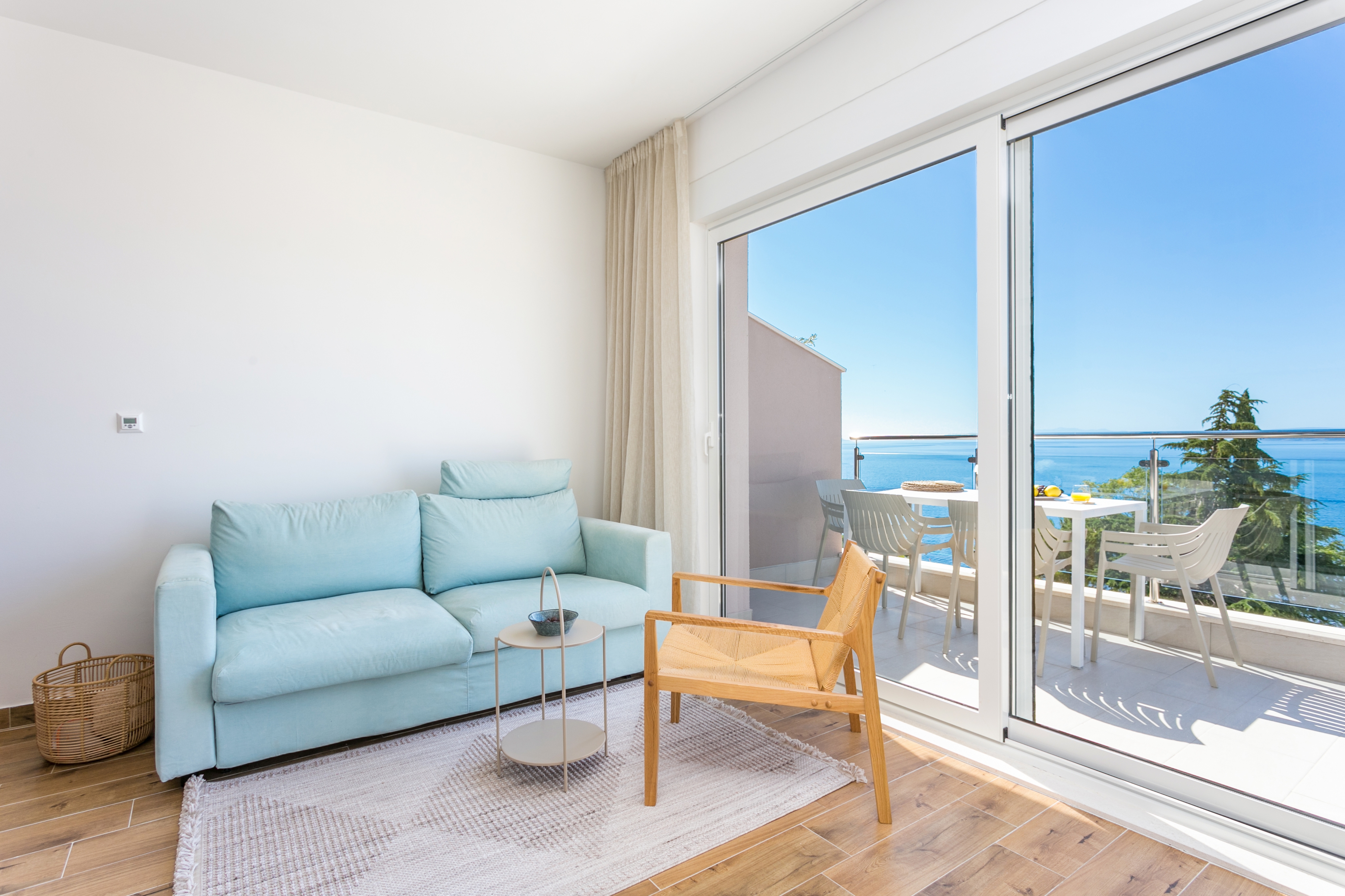 One bedroom apartment with terrace and sea view Pisak, Omiš (A-21568-a) One bedroom apartment with terrace and sea view Pisak, Omiš (A-21568-a)