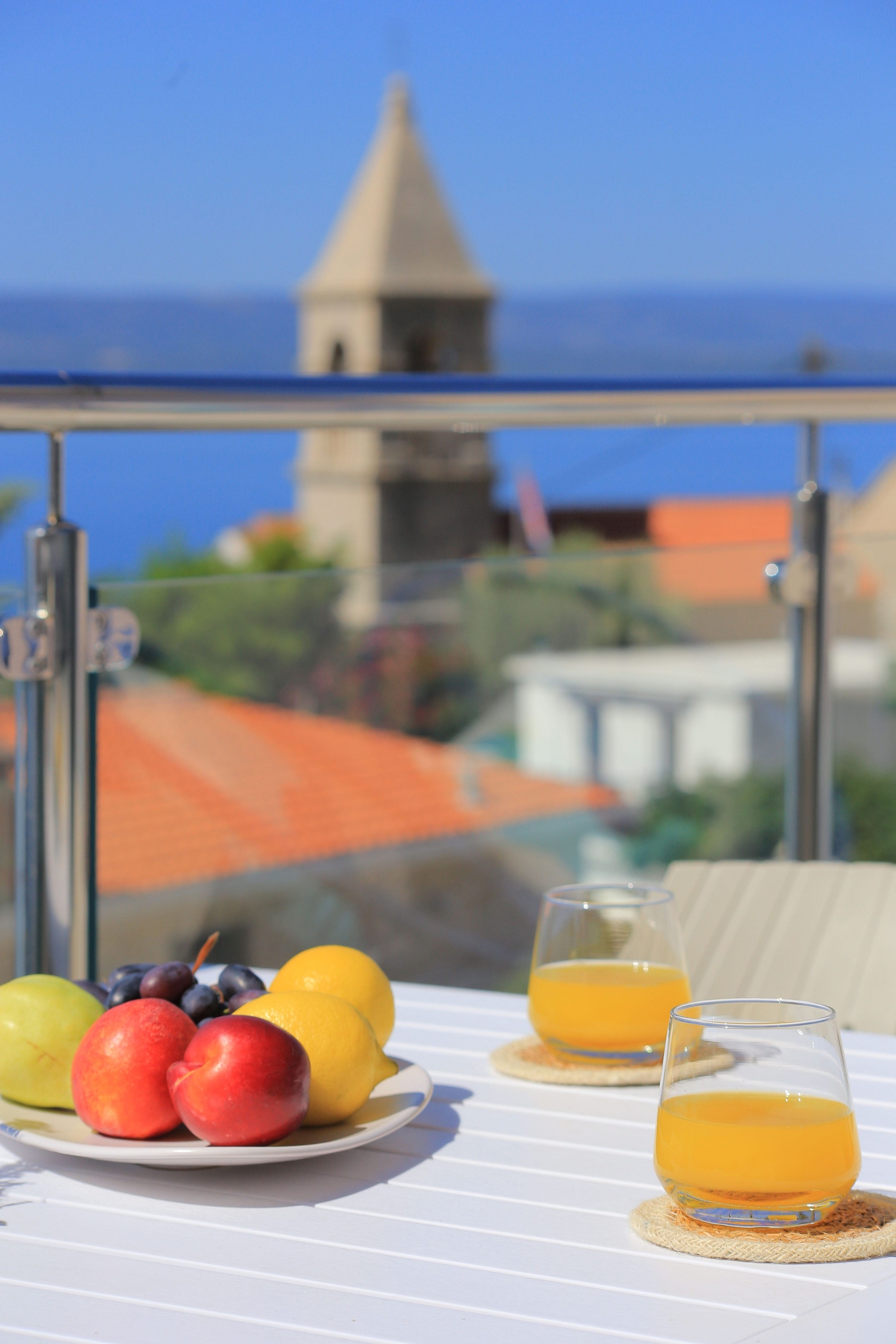 One bedroom apartment with terrace and sea view Pisak, Omiš  A-a