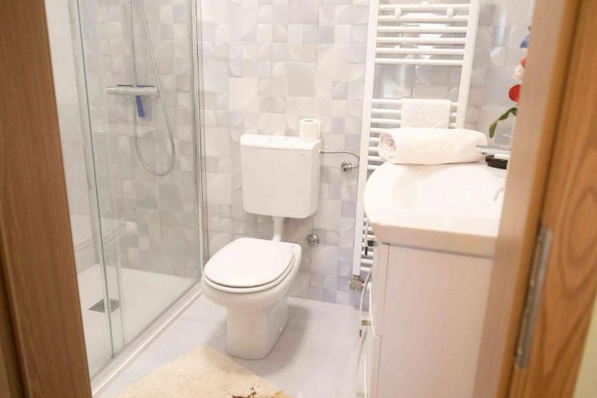 Four bedroom house with terrace Zaton, Zadar  K