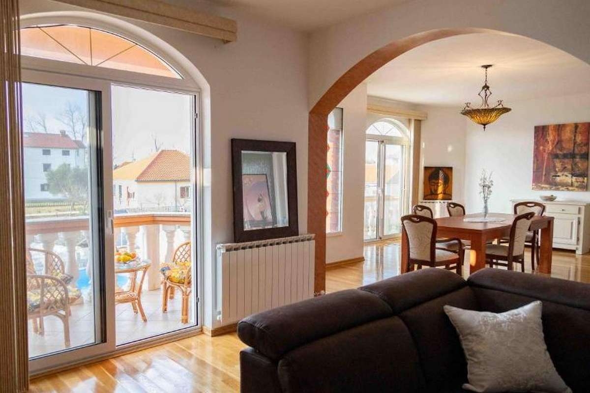 Four bedroom house with terrace Zaton, Zadar  K
