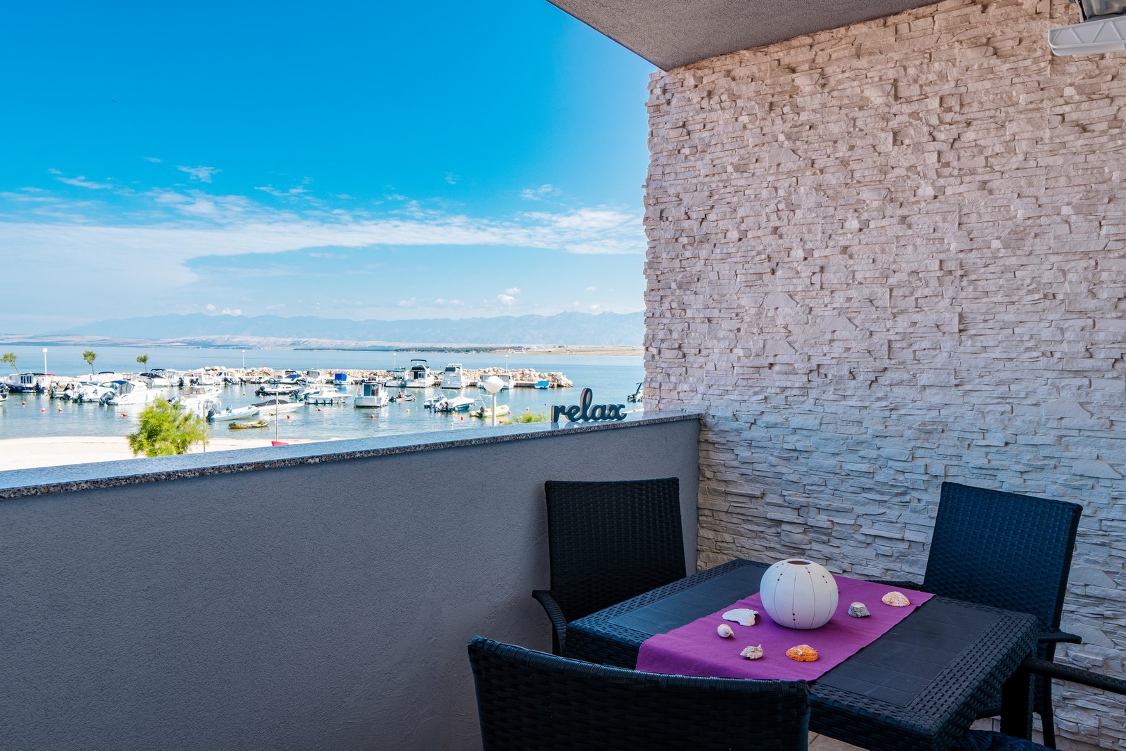 Two bedroom apartment with balcony and sea view Vir  A-a