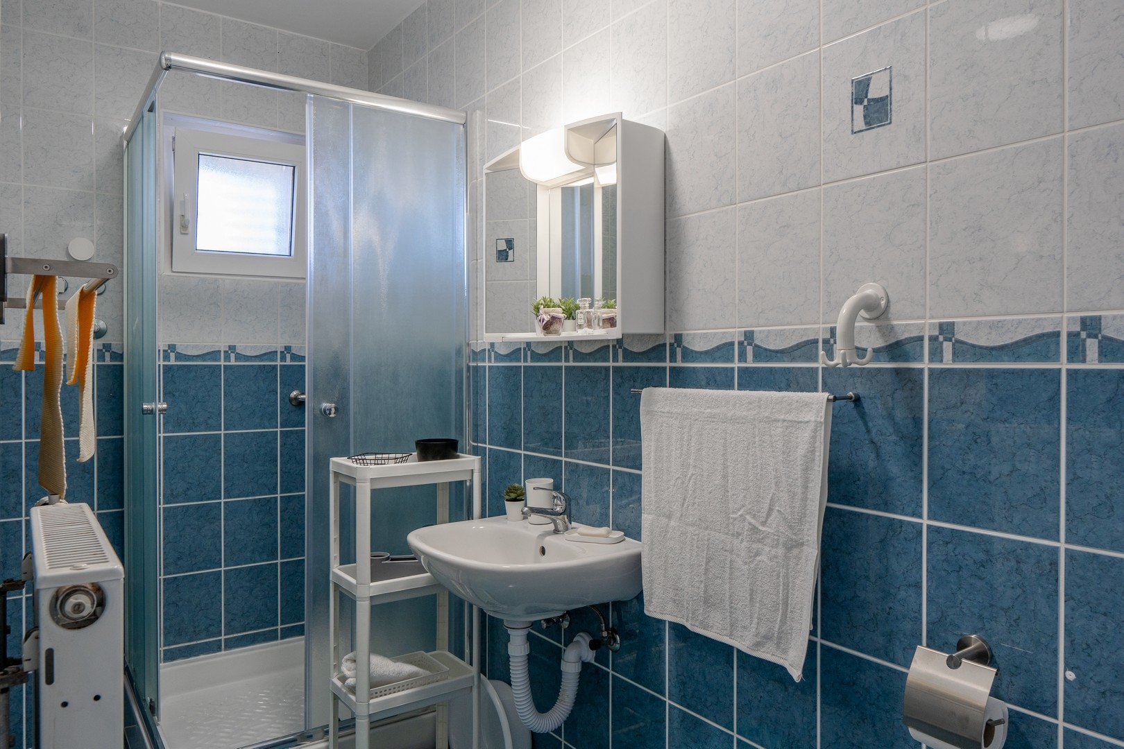 Two bedroom apartment with balcony and sea view Vir  A-a