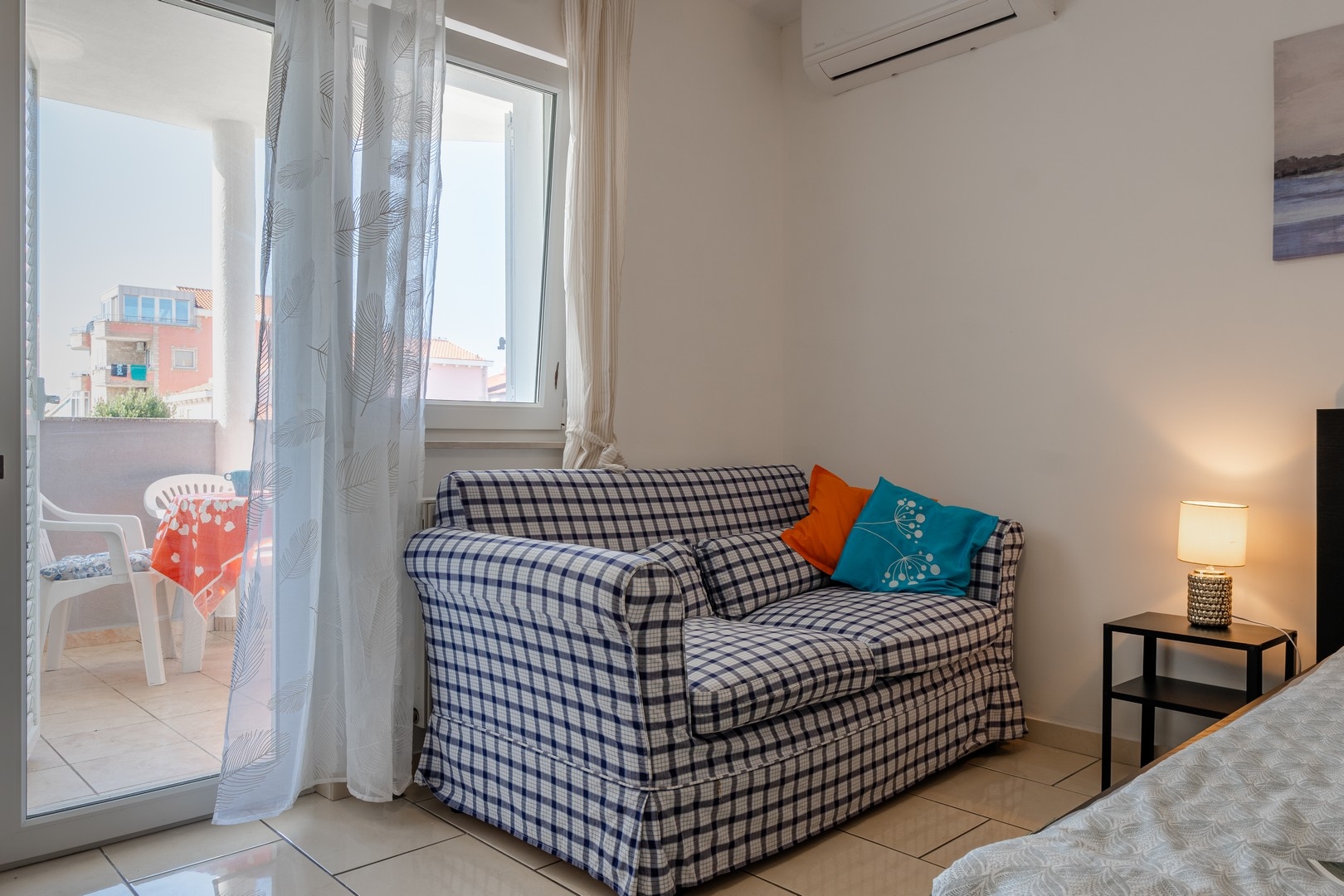 Studio flat with balcony Vir  AS-a