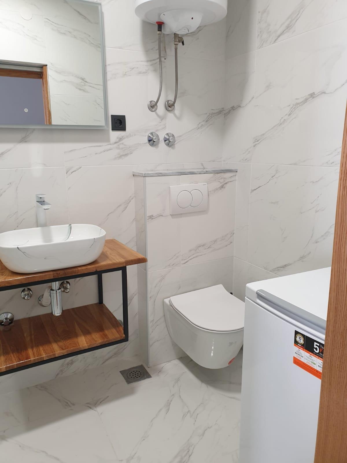 One bedroom apartment near beach Omiš  A-a