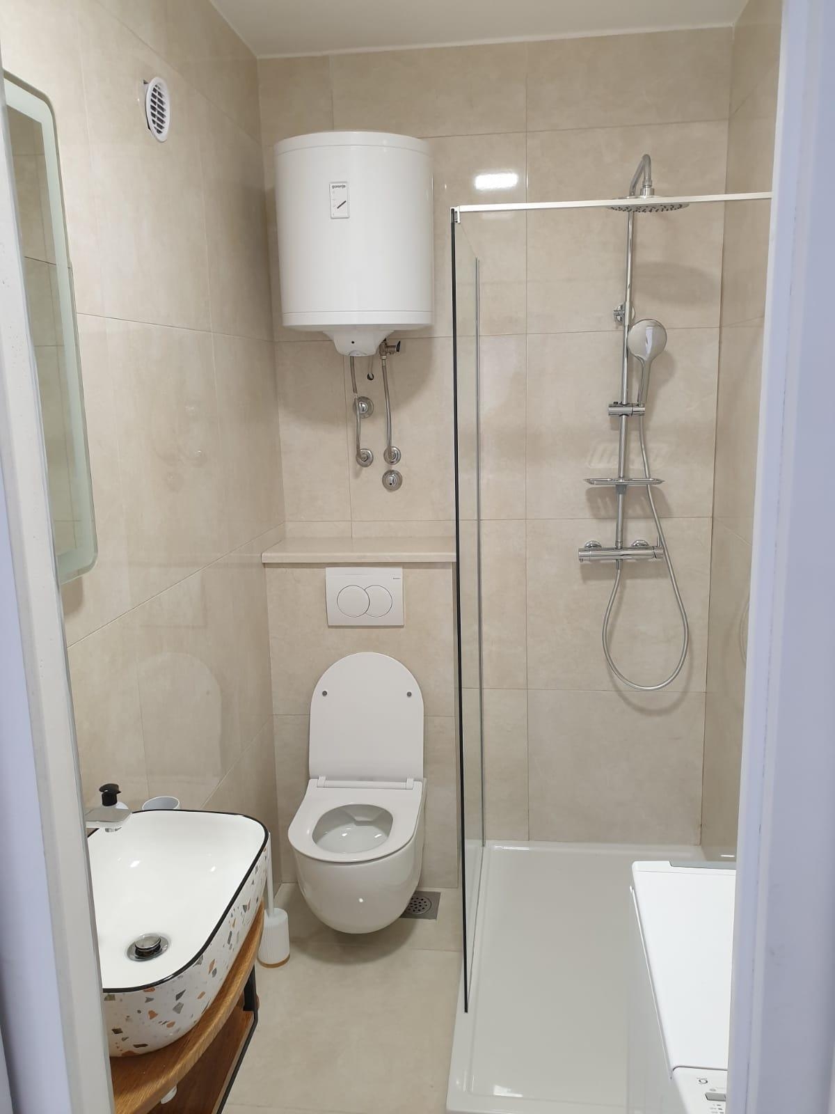 One bedroom apartment near beach Omiš  A-b