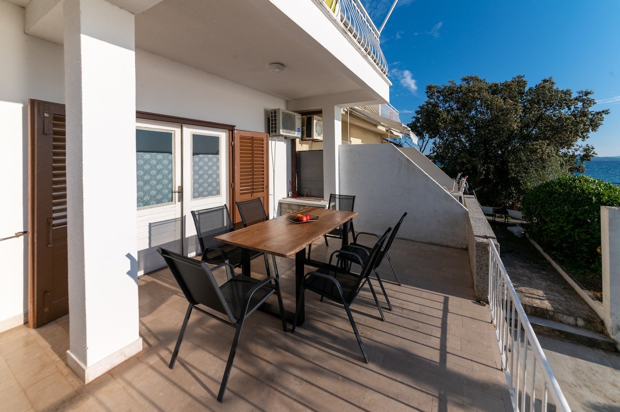 Two bedroom apartment near beach Petrčane, Zadar  A-a