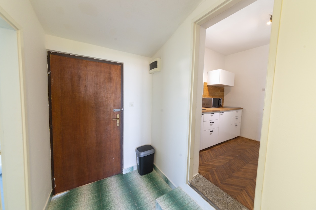 One bedroom apartment near beach Petrčane, Zadar  A-b