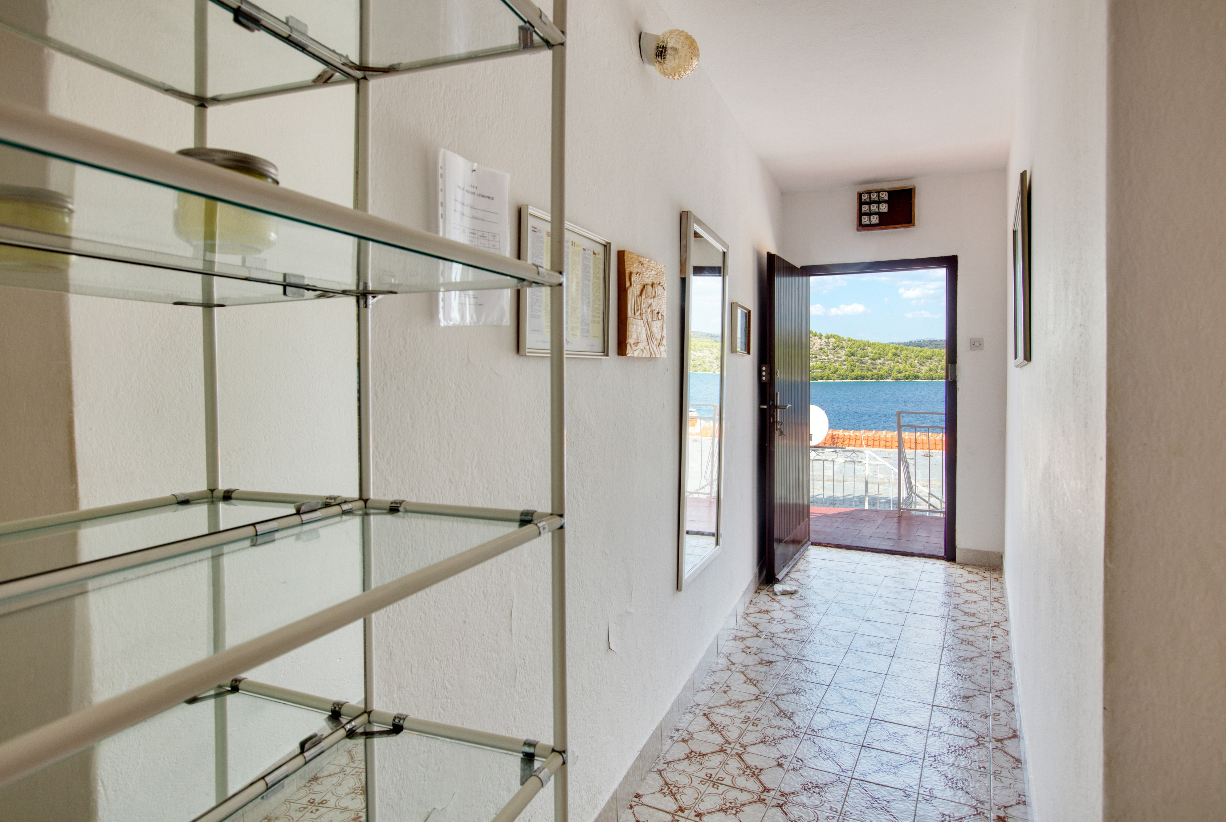 Two bedroom apartment near beach Šparadići, Šibenik  A-a