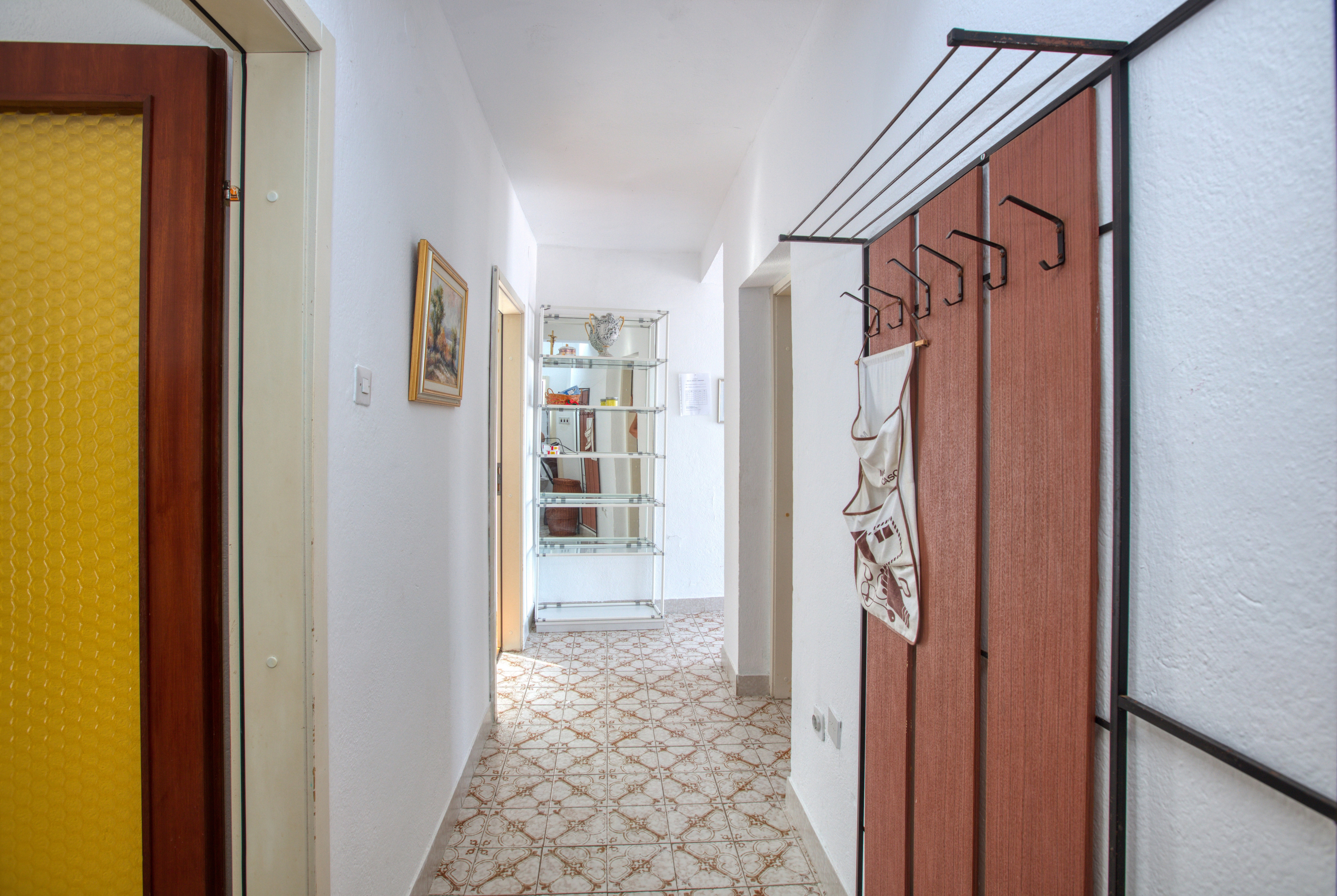 Two bedroom apartment near beach Šparadići, Šibenik  A-a