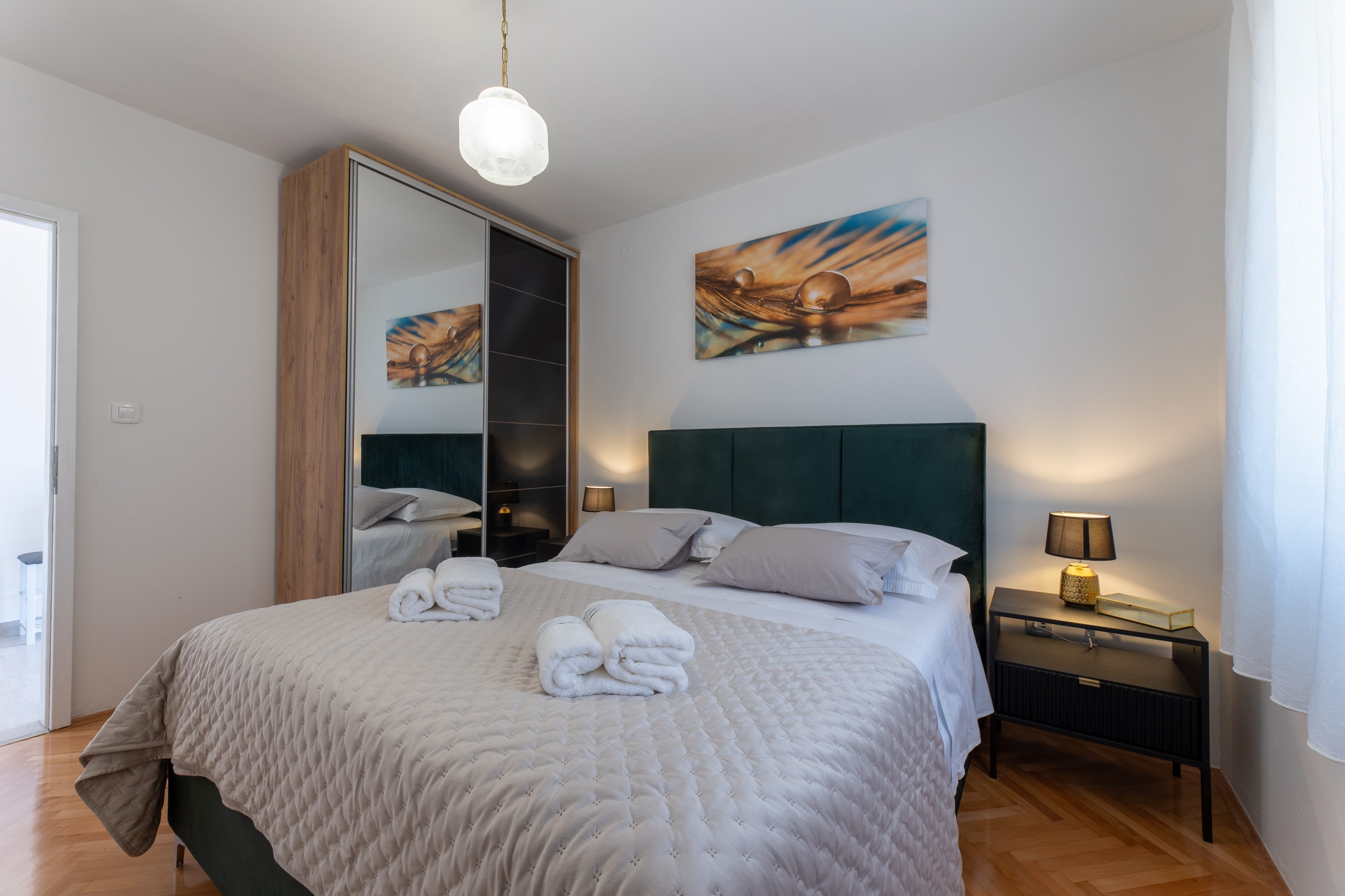 Two bedroom apartment with terrace and sea view Mastrinka, Čiovo  A-a