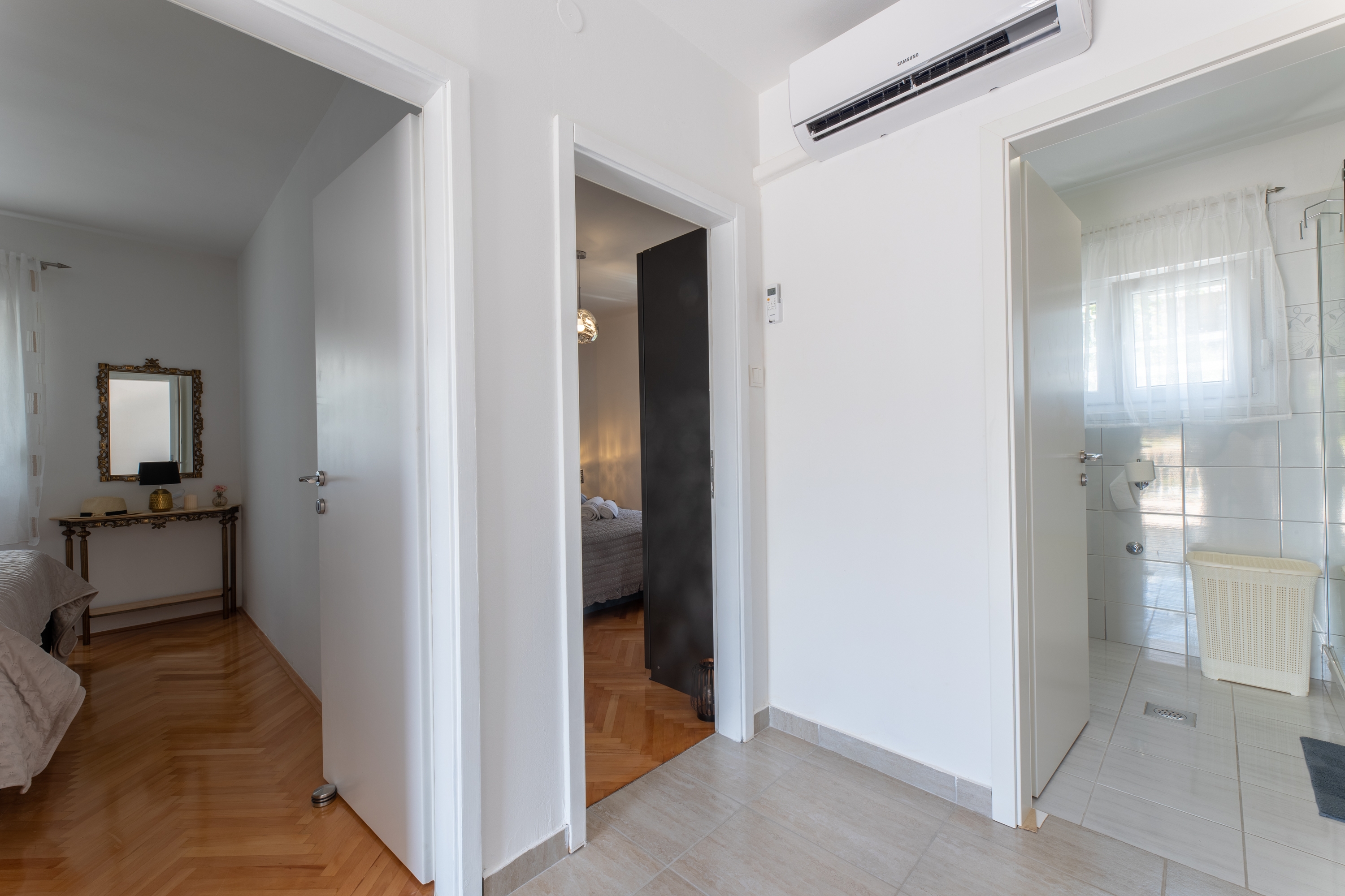 Two bedroom apartment with terrace and sea view Mastrinka, Čiovo  A-a