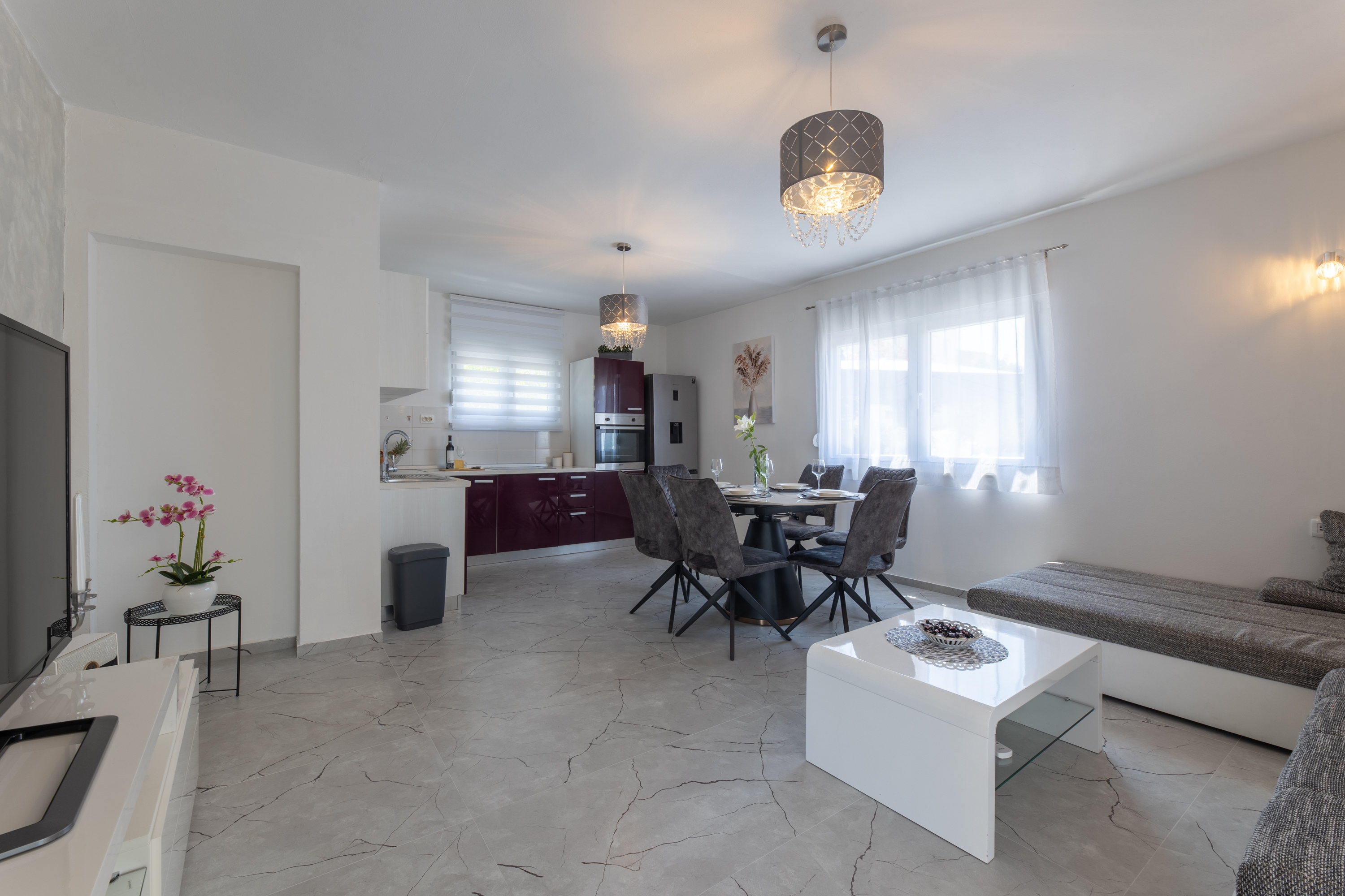 Two bedroom apartment with terrace and sea view Mastrinka, Čiovo  A-a