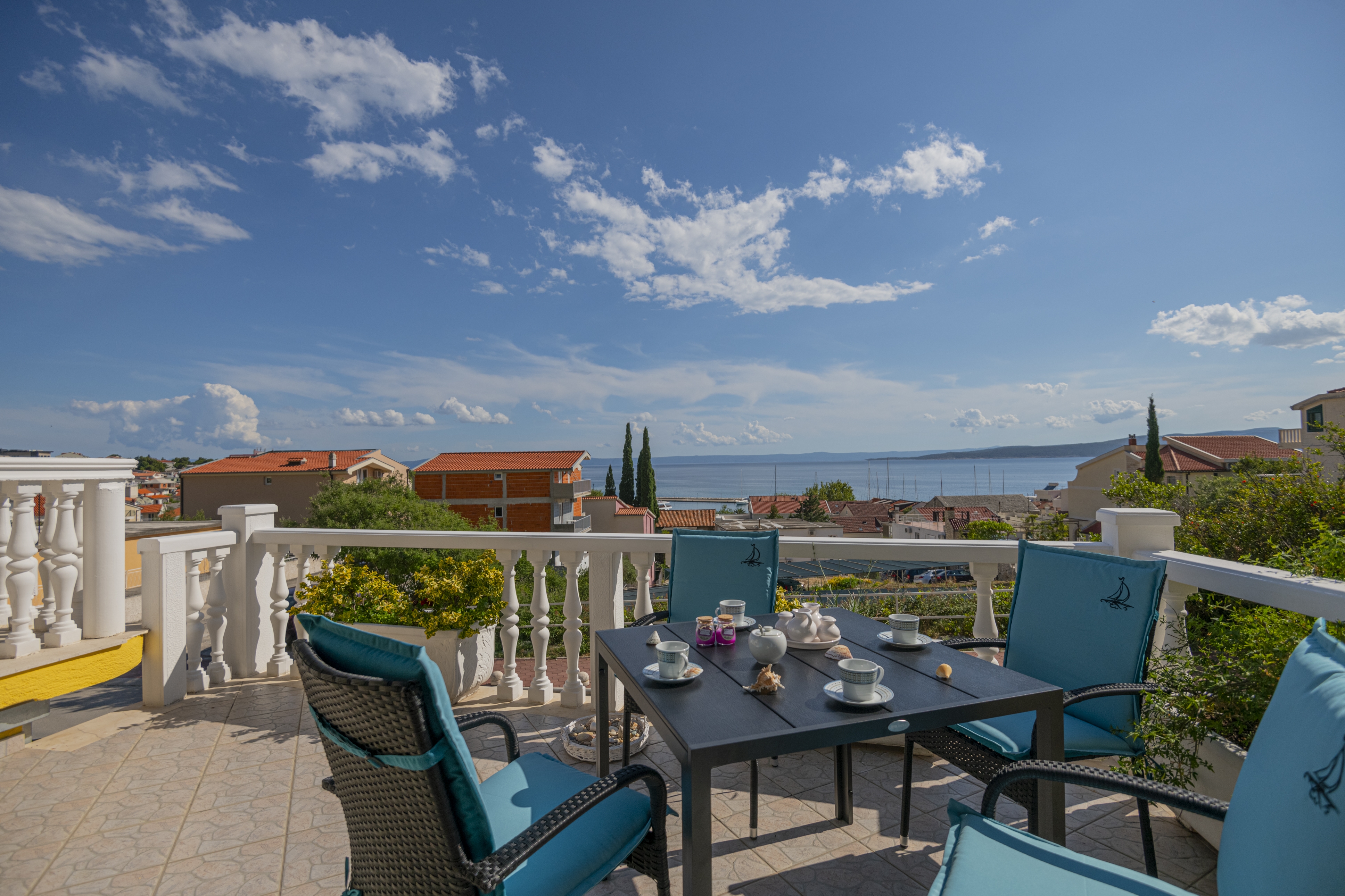 Two bedroom apartment with terrace and sea view Baška Voda, Makarska  A-a