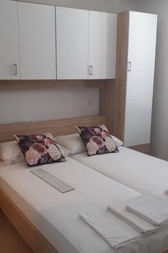 Slađenovići, Schlafzimmer in folgender Unterkunftsart room, Klimaanlage vorhanden, Haustiere erlaubt und WiFi.