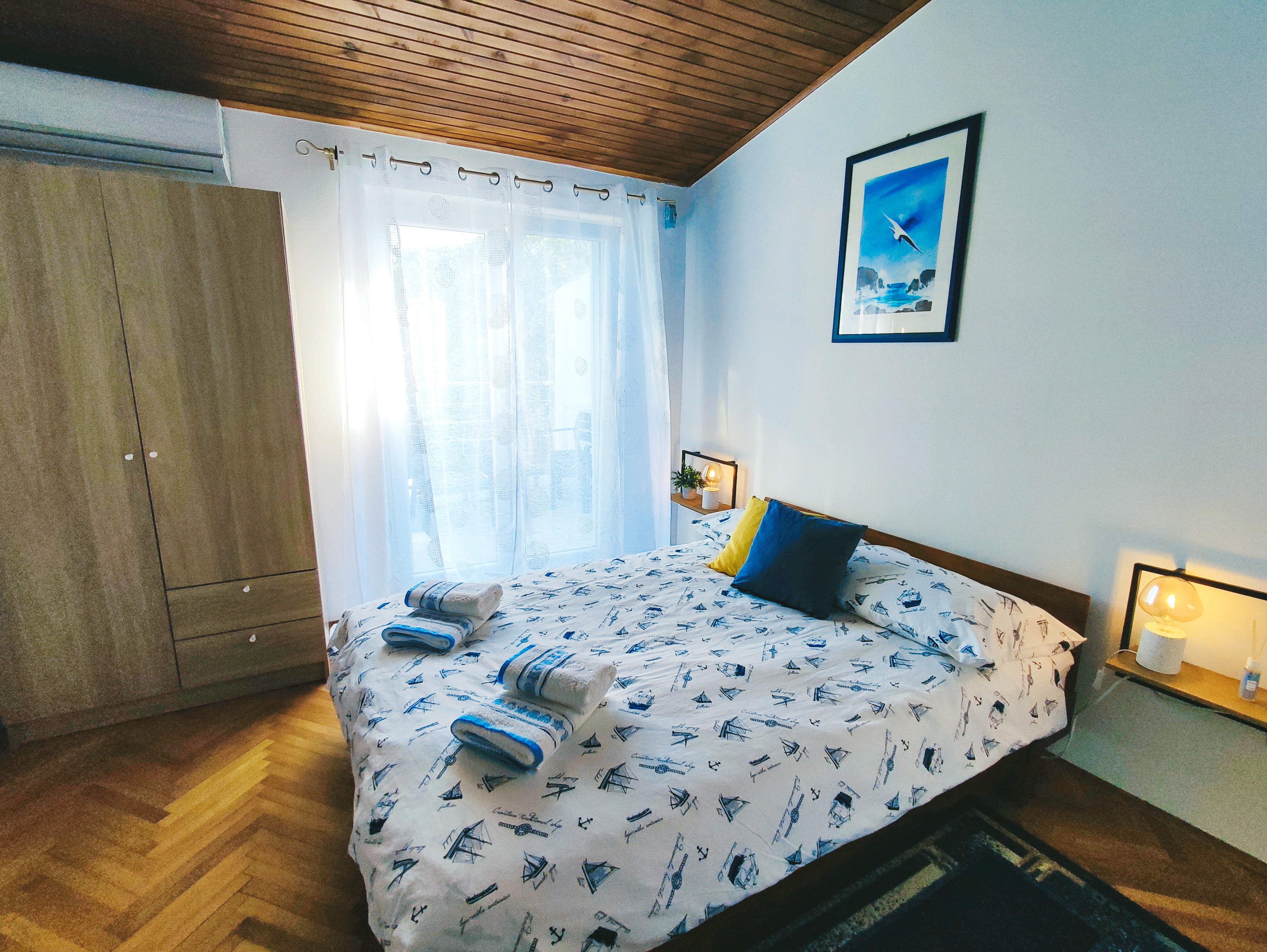 Trosoben apartma S teraso Baška, Krk  A-a