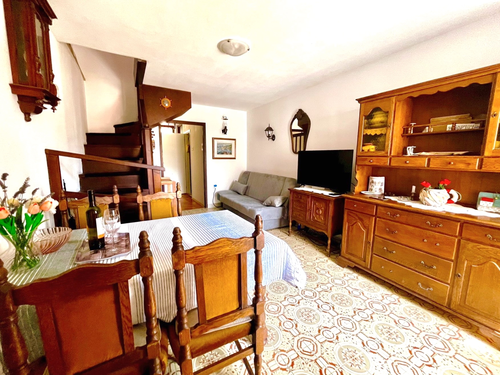 Three bedroom apartment with terrace Baška, Krk (A-21613-a) Three bedroom apartment with terrace Baška, Krk (A-21613-a)