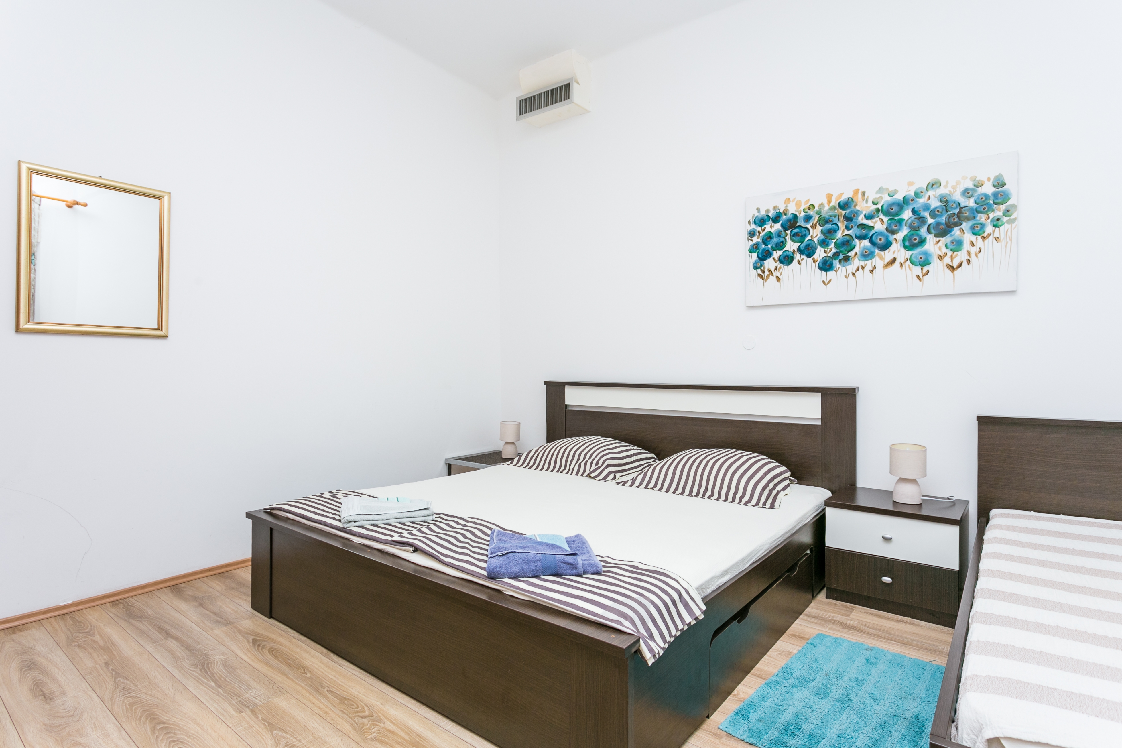Two bedroom apartment with terrace and sea view Sumpetar, Omiš  A-d