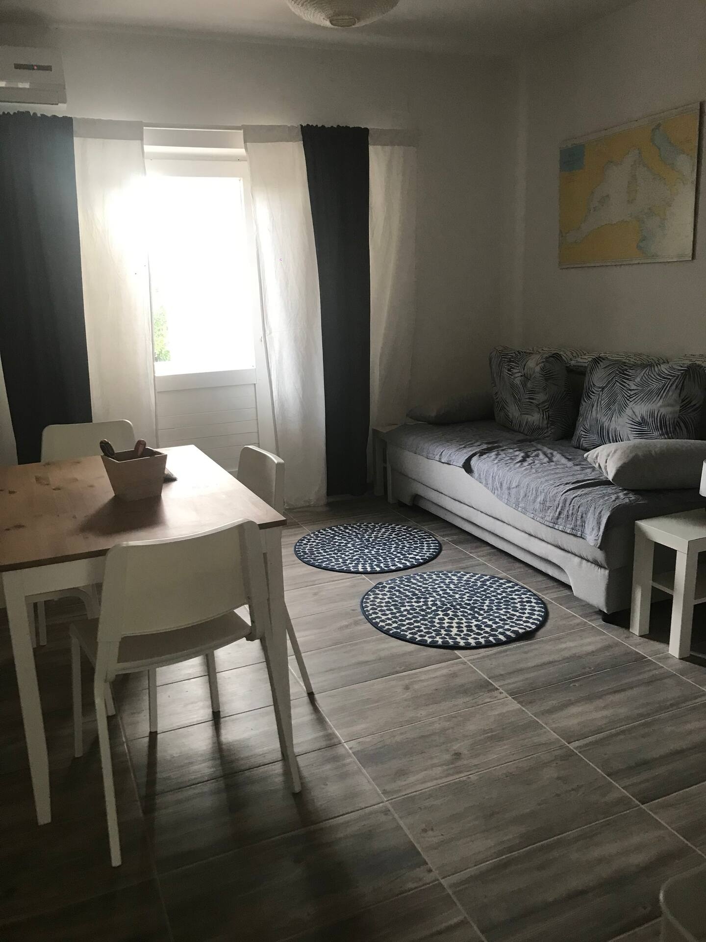 One bedroom apartment with terrace and sea view Novalja, Pag (A-21646-a)