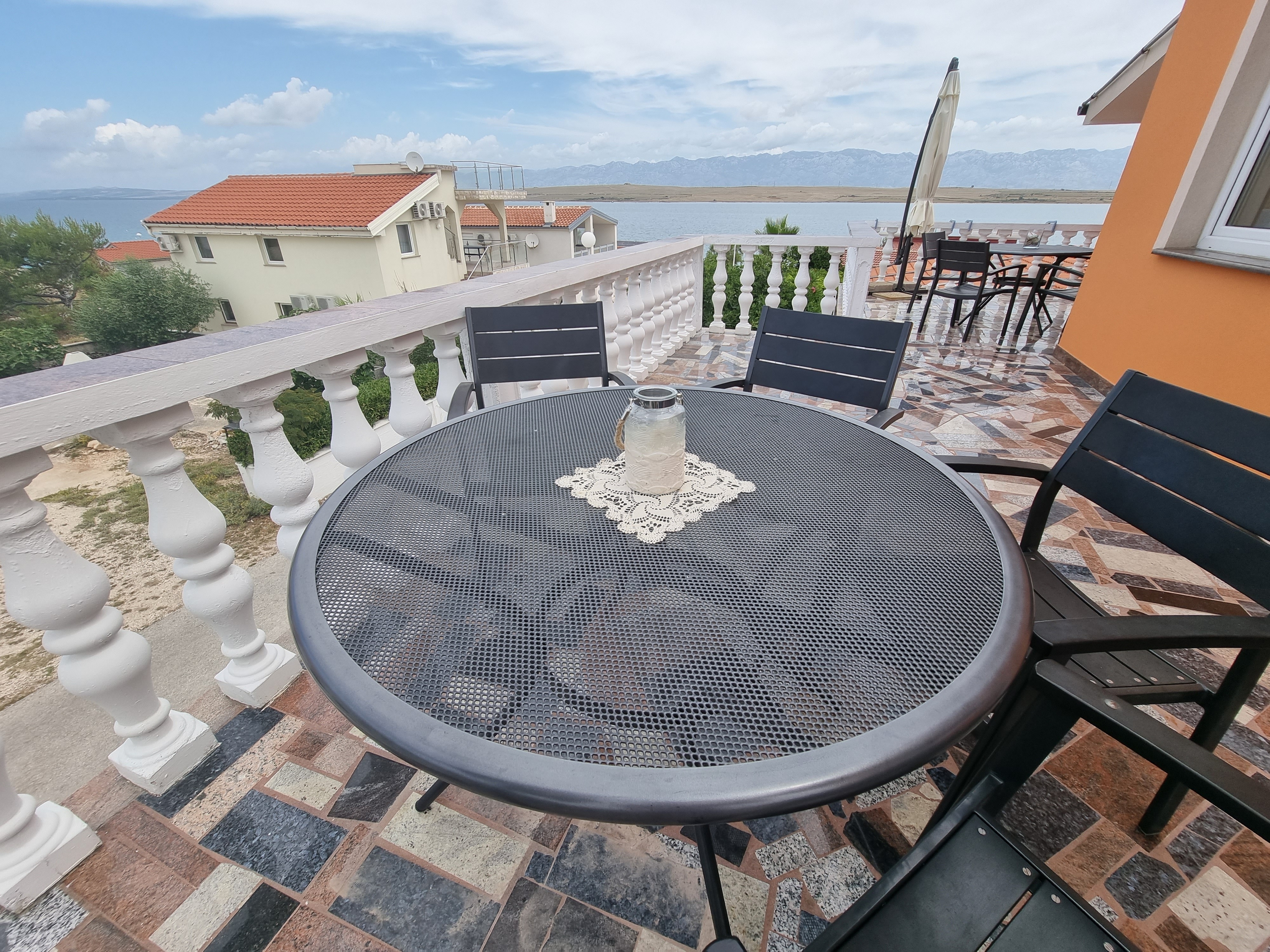 Two bedroom apartment with terrace and sea view Vir  A-b