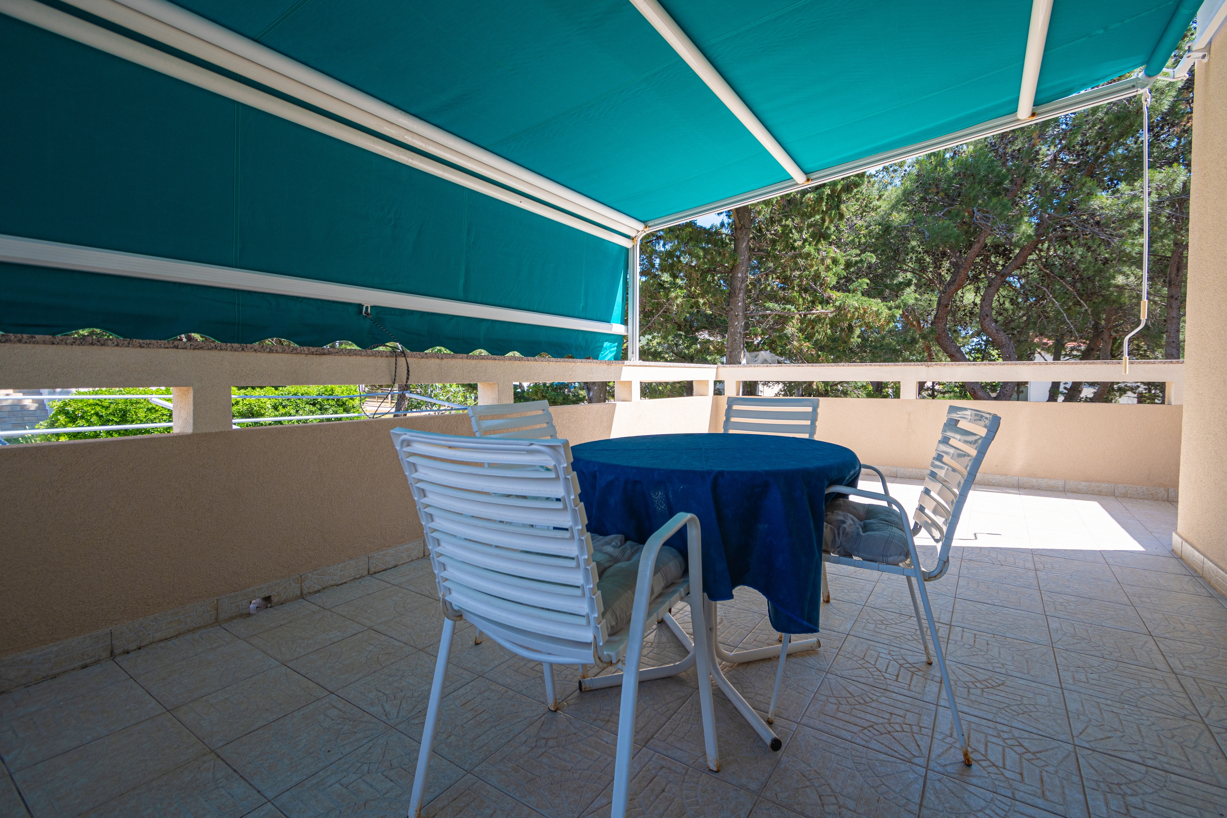 Two bedroom apartment near beach Stara Novalja, Pag  A-a