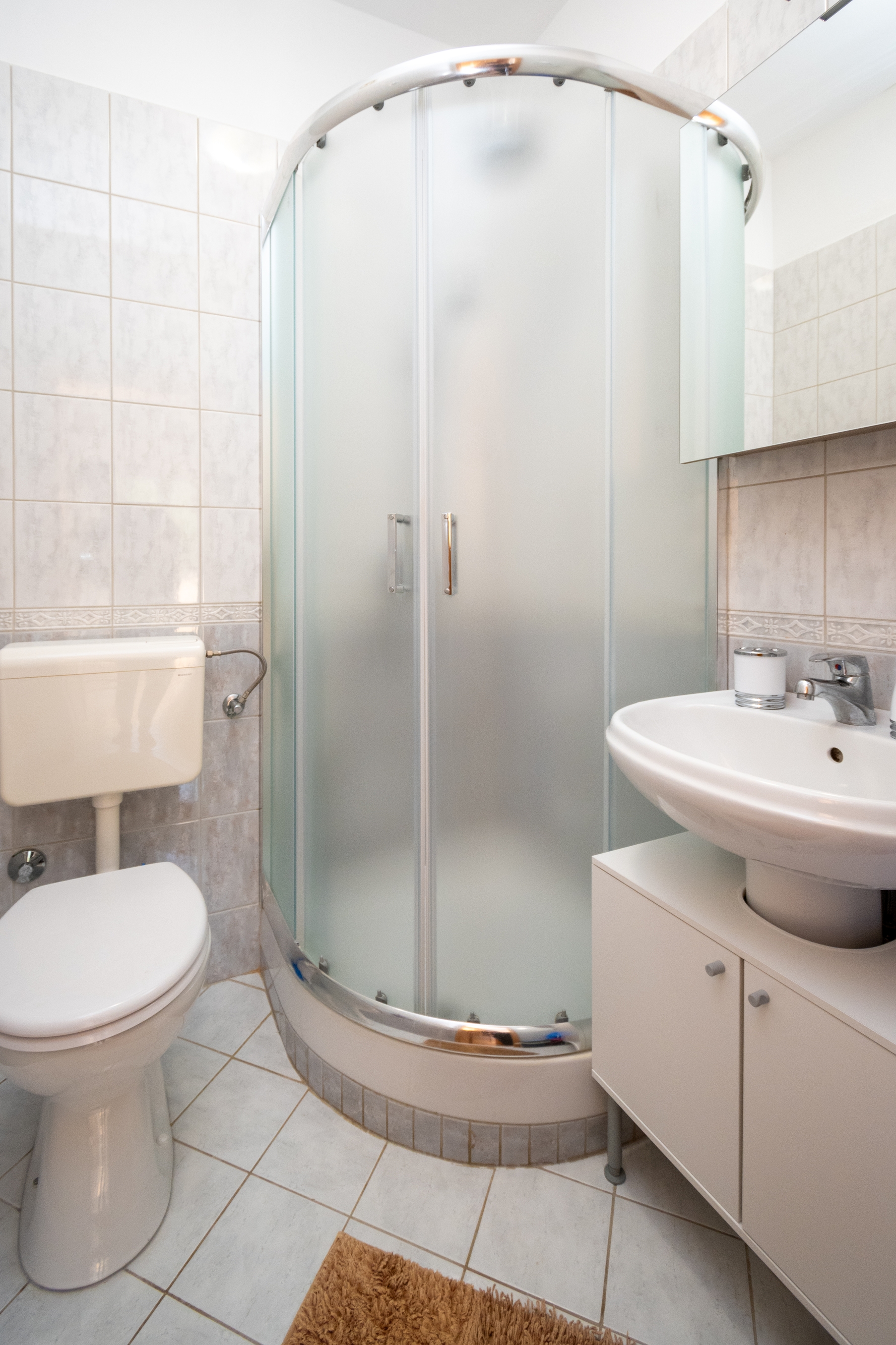 Two bedroom apartment near beach Stara Novalja, Pag  A-b