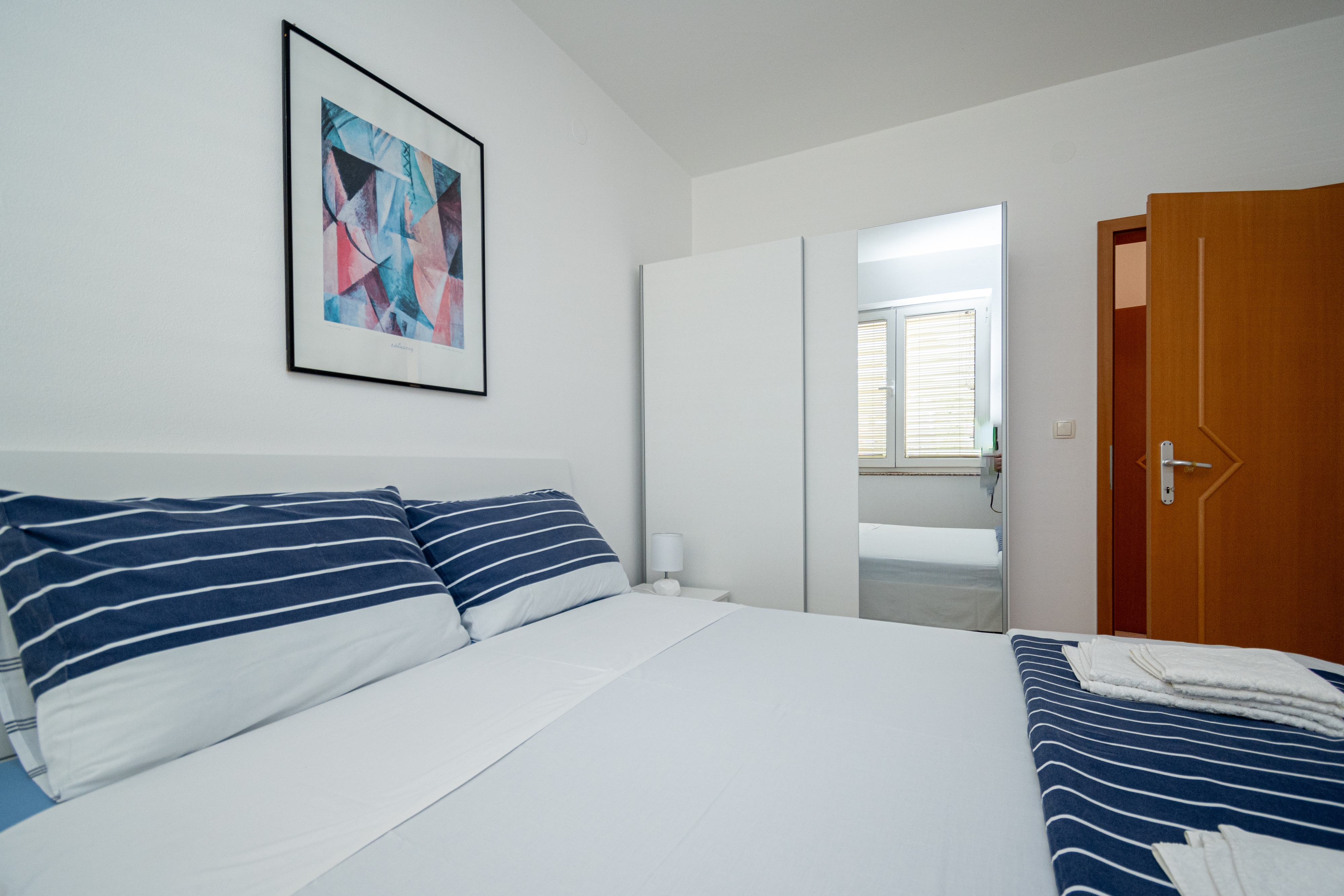 Three bedroom apartment near beach Stara Novalja, Pag  A-c