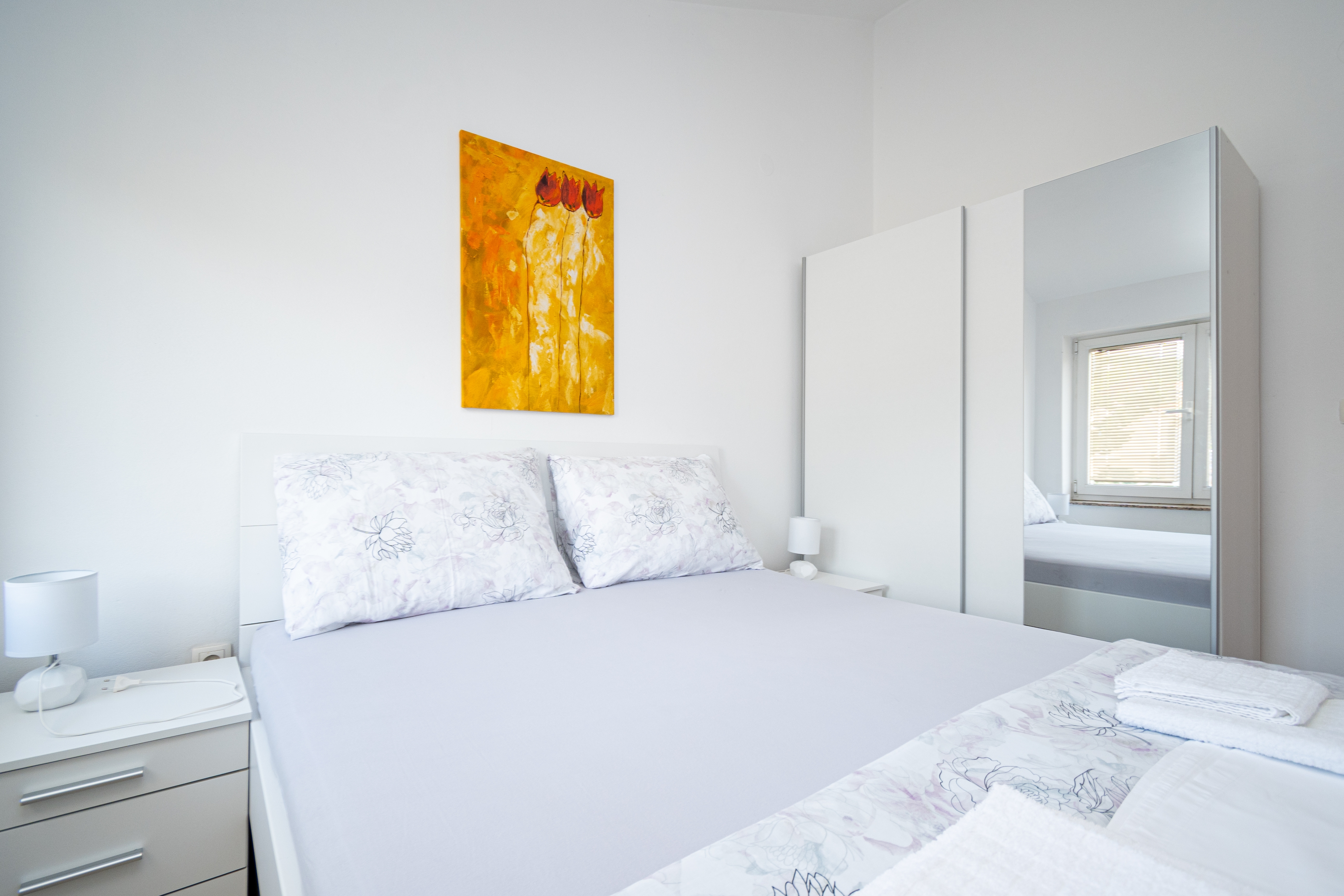Three bedroom apartment near beach Stara Novalja, Pag  A-d