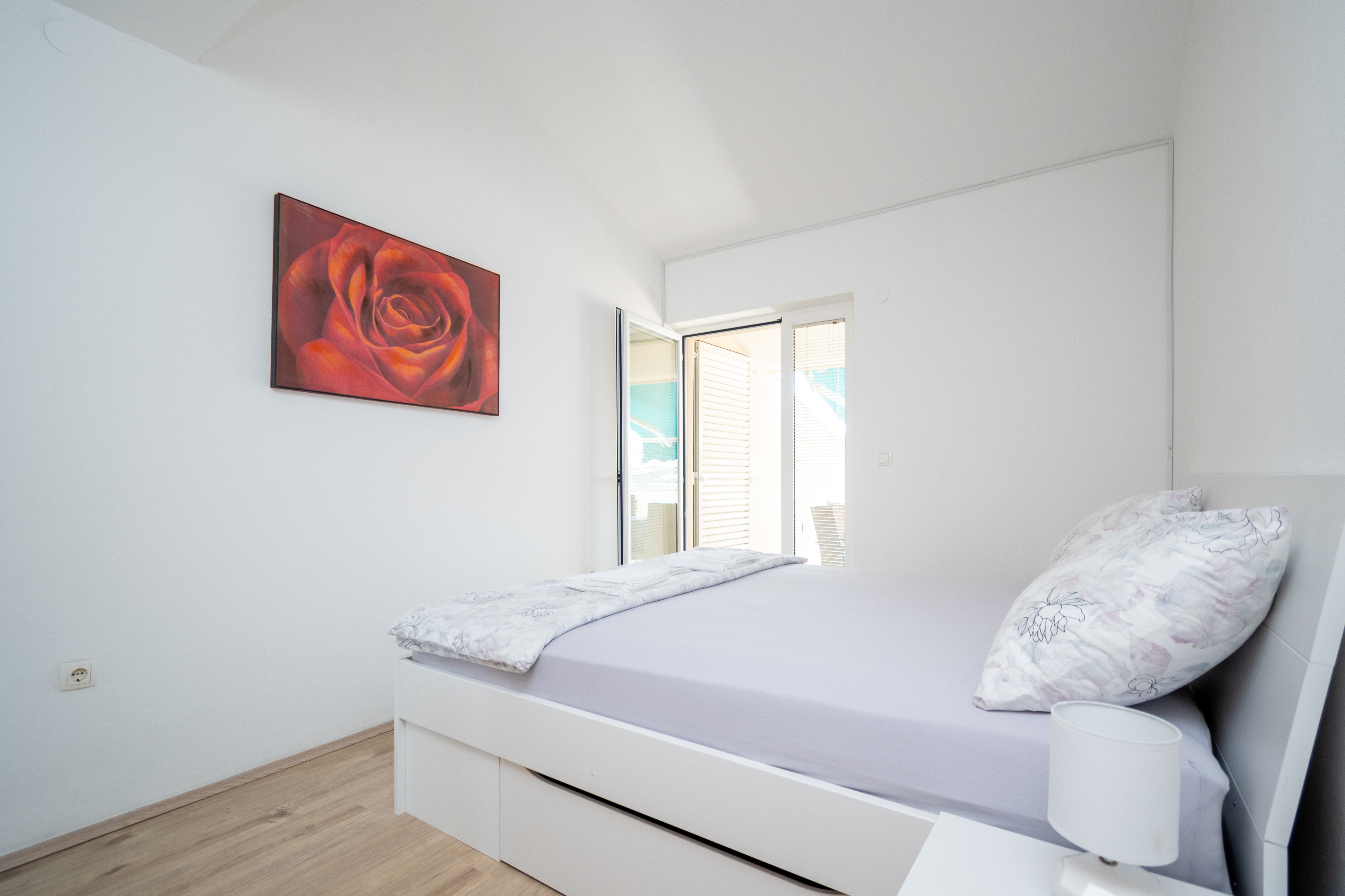 Three bedroom apartment near beach Stara Novalja, Pag  A-d