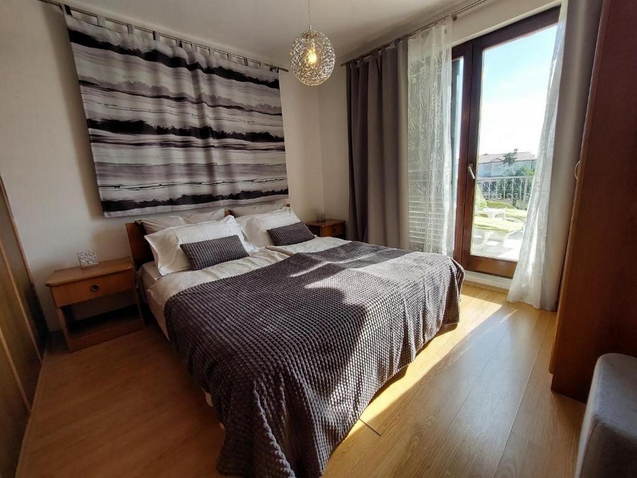 One bedroom apartment with terrace and sea view Malinska, Krk  A-a